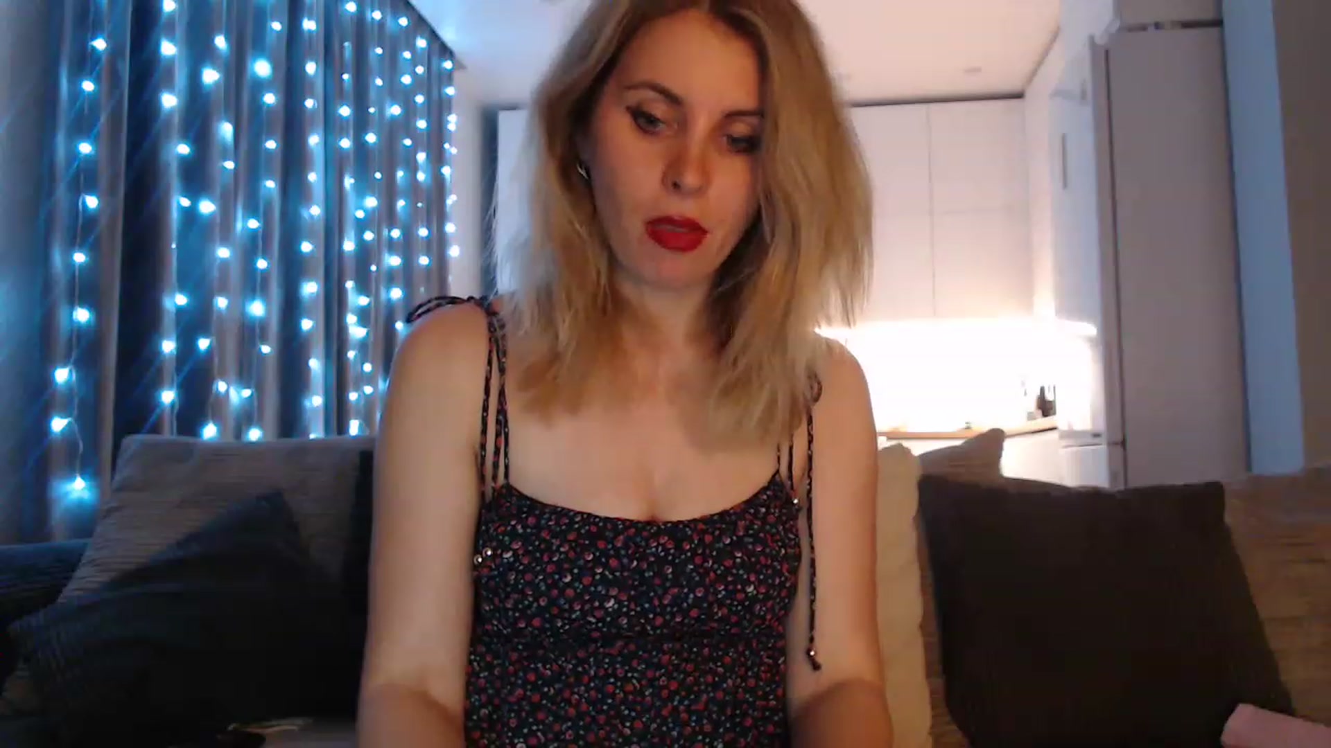 Gallery image thumbnail from Sicille's myfreecams stream on, 06/05/2023, 21:36 image 14 of 20