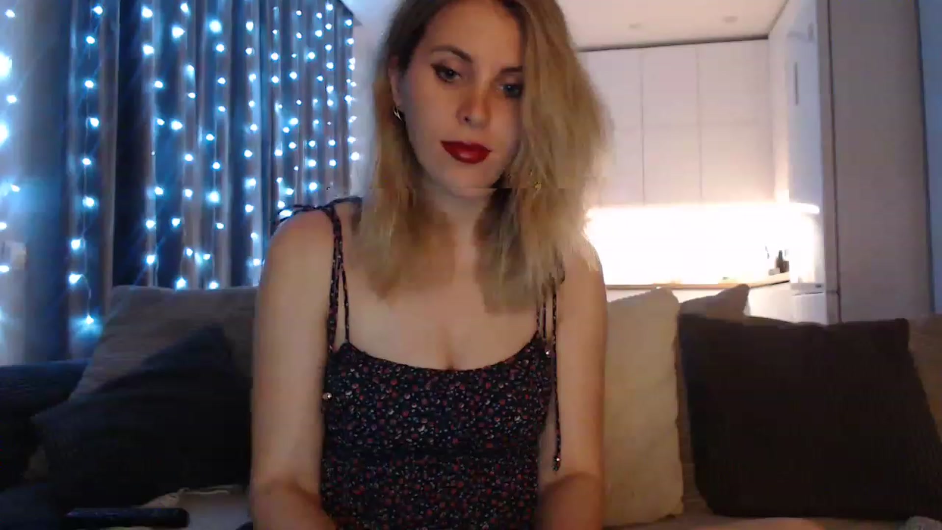 Gallery image thumbnail from Sicille's myfreecams stream on, 06/05/2023, 21:36 image 1 of 20