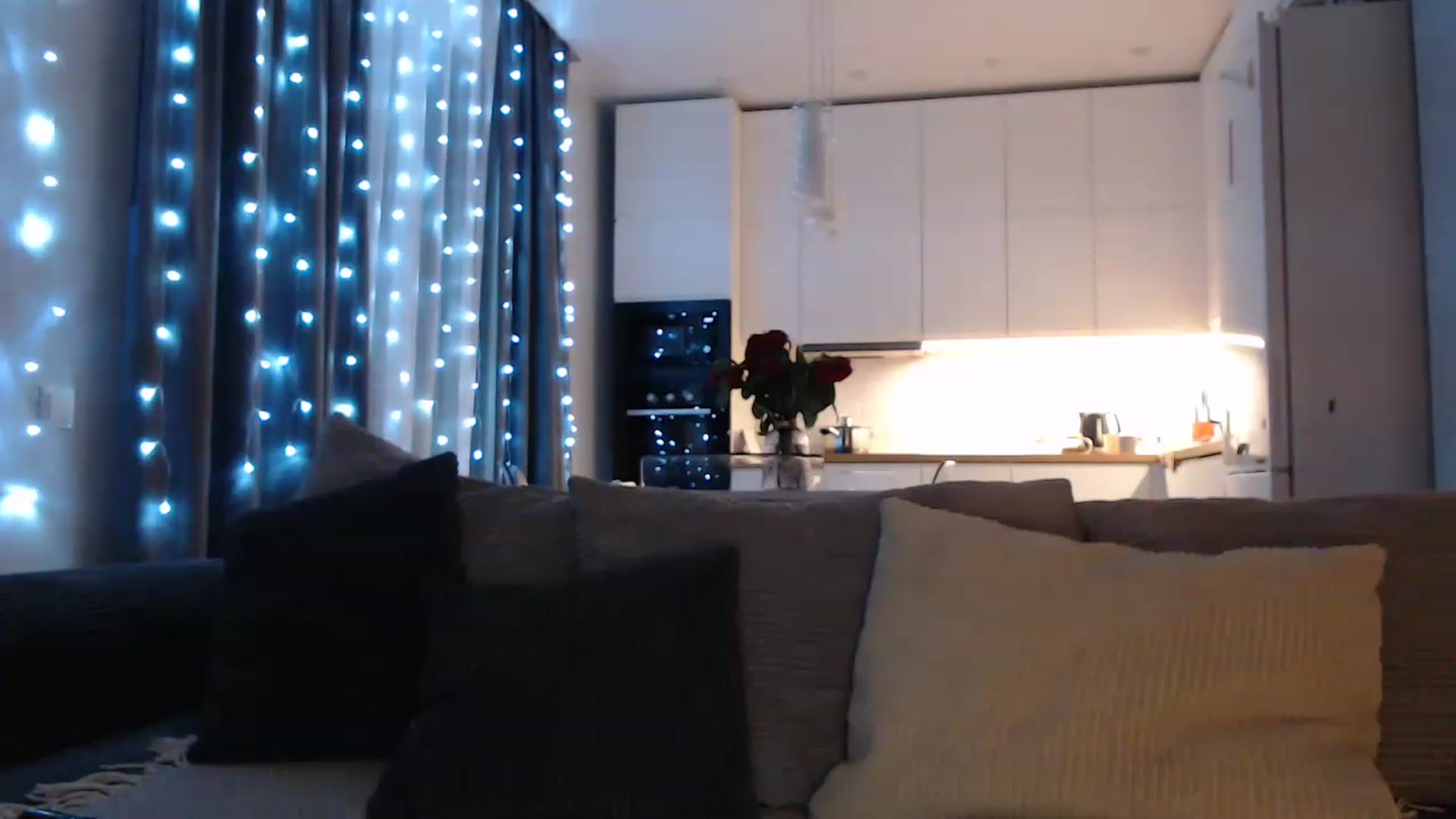 Gallery image thumbnail from Sicille's myfreecams stream on, 06/18/2023, 21:17 image 12 of 20
