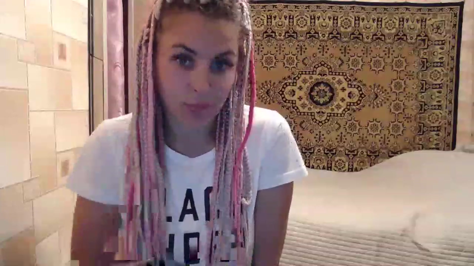 Gallery image thumbnail from Sicille's myfreecams stream on, 07/12/2023, 20:12 image 17 of 20