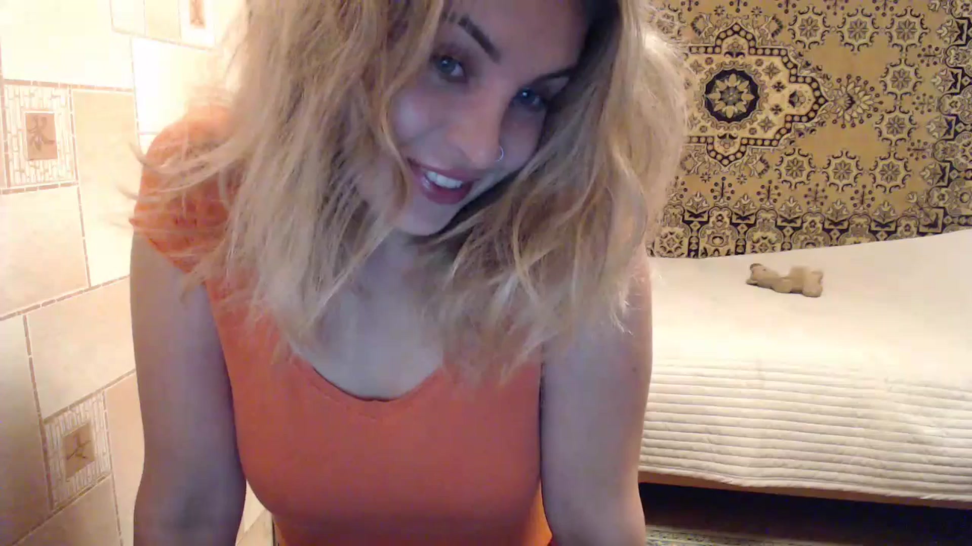 Gallery image thumbnail from Sicille's myfreecams stream on, 07/18/2023, 21:18 image 1 of 20