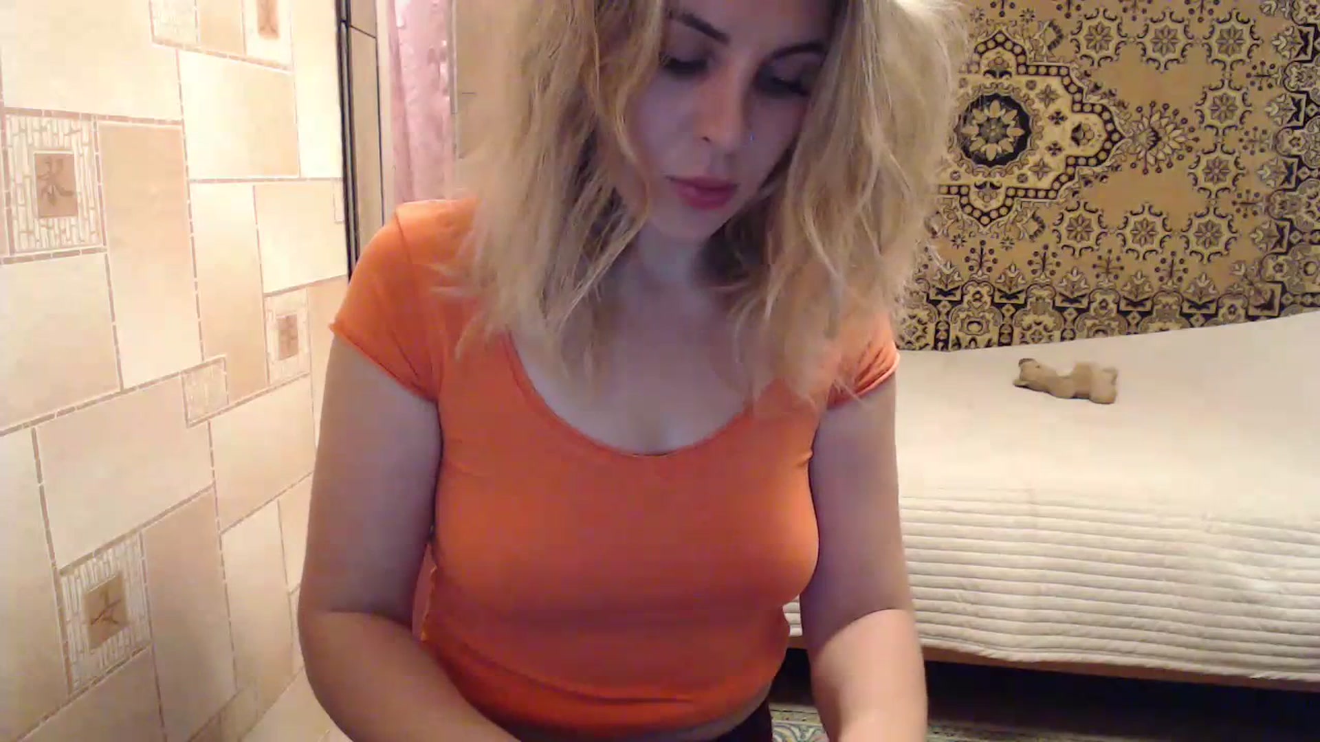 Gallery image thumbnail from Sicille's myfreecams stream on, 07/18/2023, 21:18 image 8 of 20