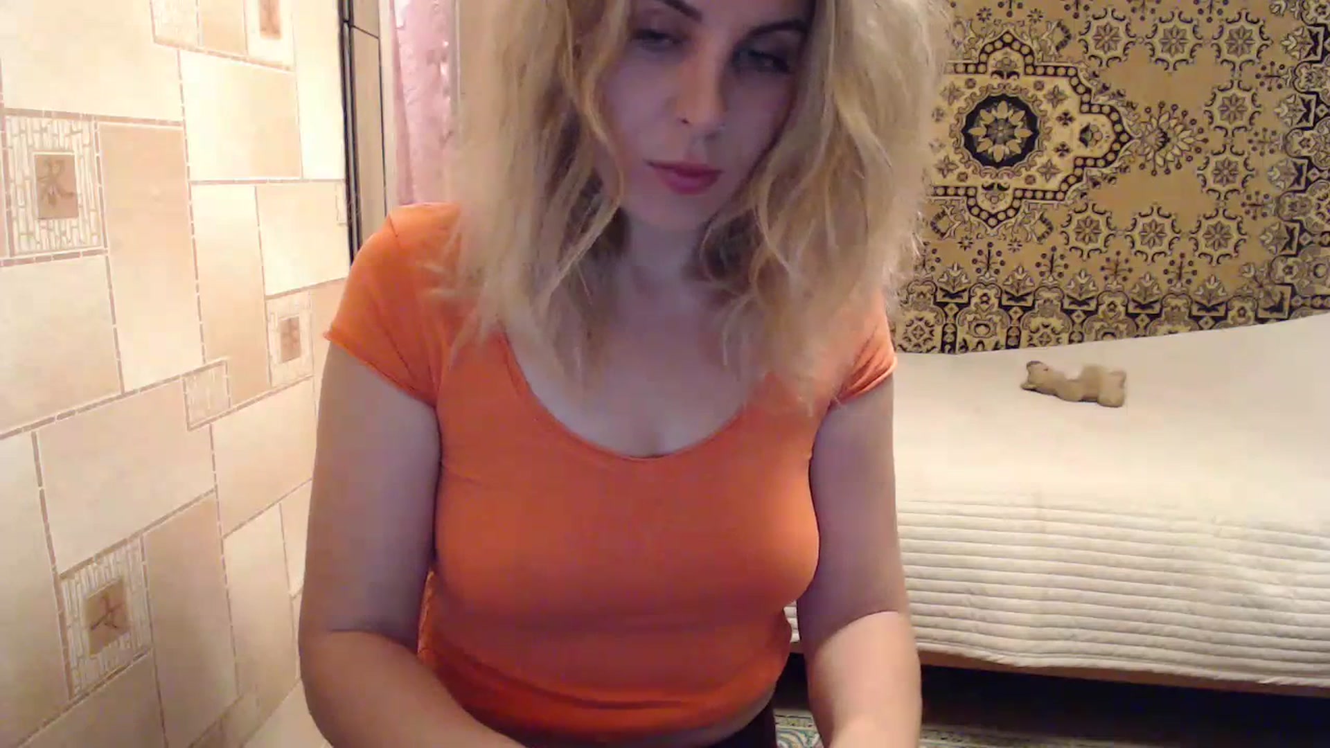 Gallery image thumbnail from Sicille's myfreecams stream on, 07/18/2023, 21:18 image 6 of 20
