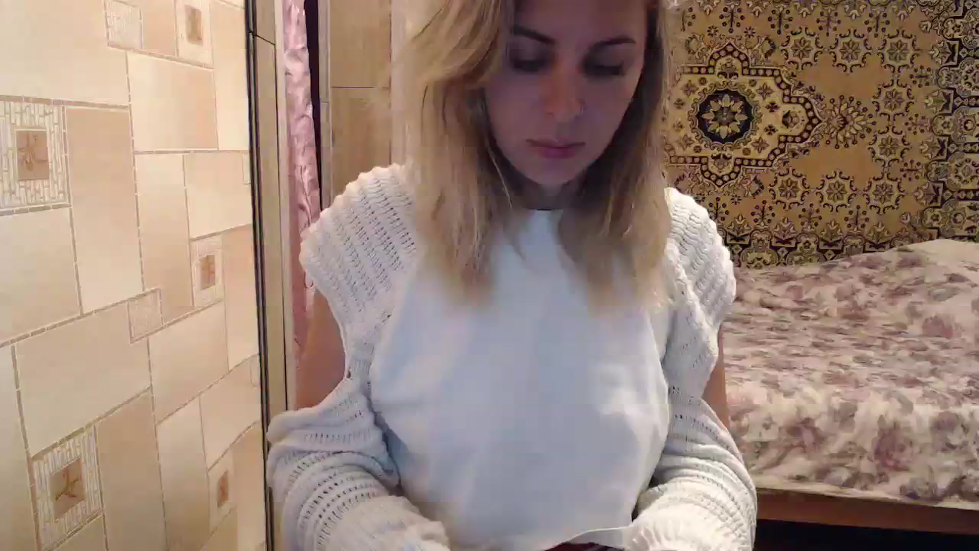 Gallery image thumbnail from Sicille's myfreecams stream on, 07/23/2023, 21:15 image 12 of 20