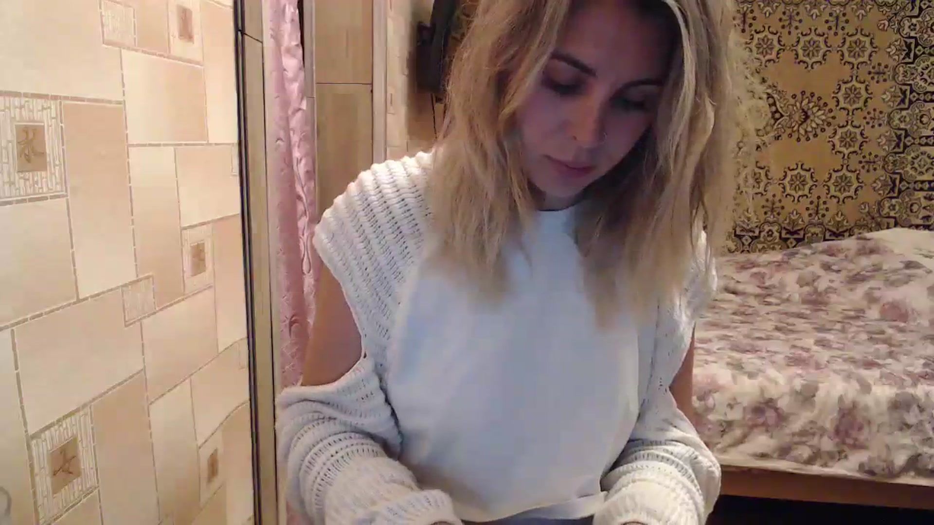 Gallery image thumbnail from Sicille's myfreecams stream on, 07/23/2023, 21:15 image 4 of 20