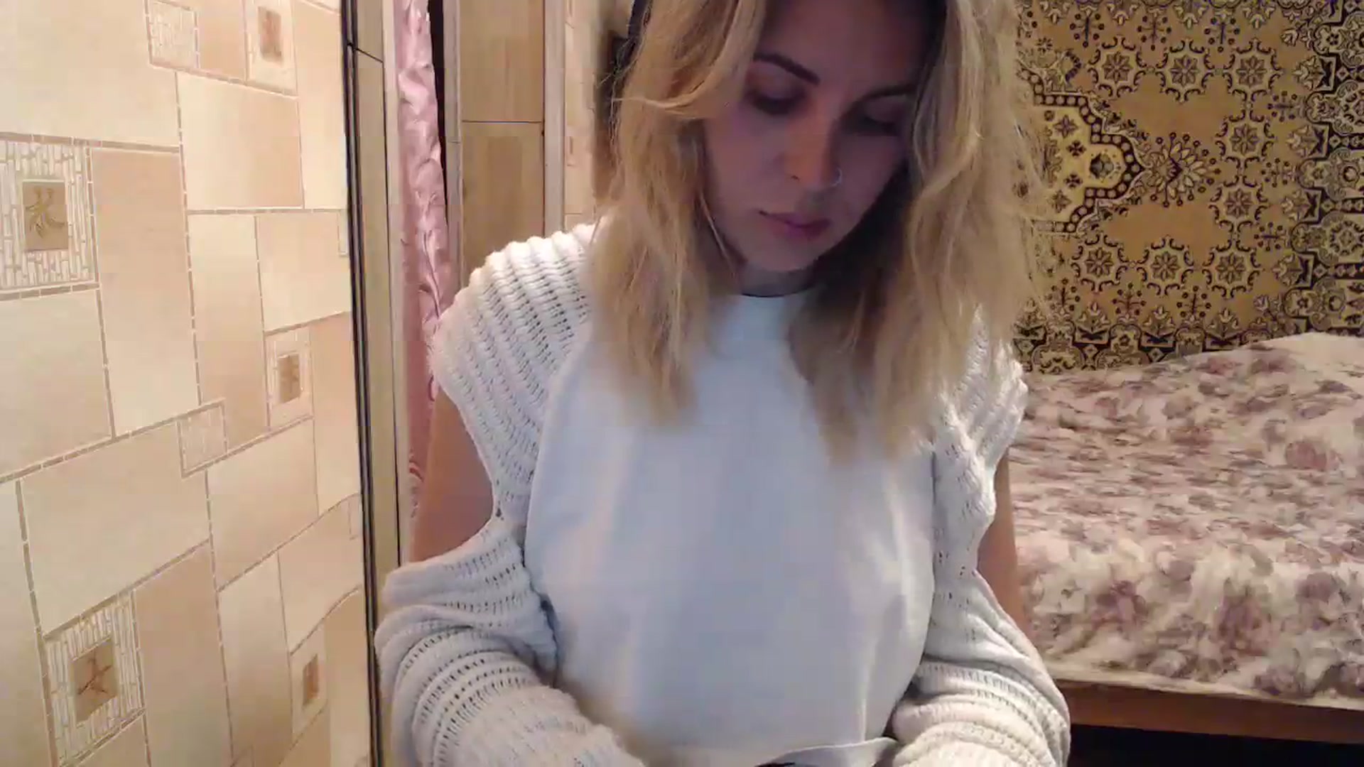 Gallery image thumbnail from Sicille's myfreecams stream on, 07/23/2023, 21:15 image 10 of 20