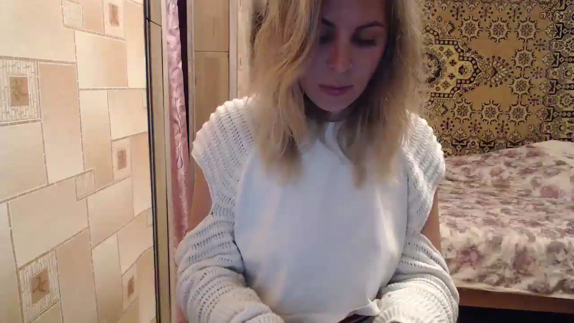 Gallery image thumbnail from Sicille's myfreecams stream on, 07/23/2023, 21:15 image 20 of 20