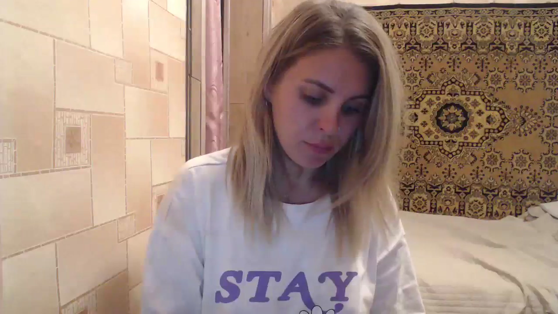 Gallery image thumbnail from Sicille's myfreecams stream on, 08/16/2023, 20:18 image 11 of 20