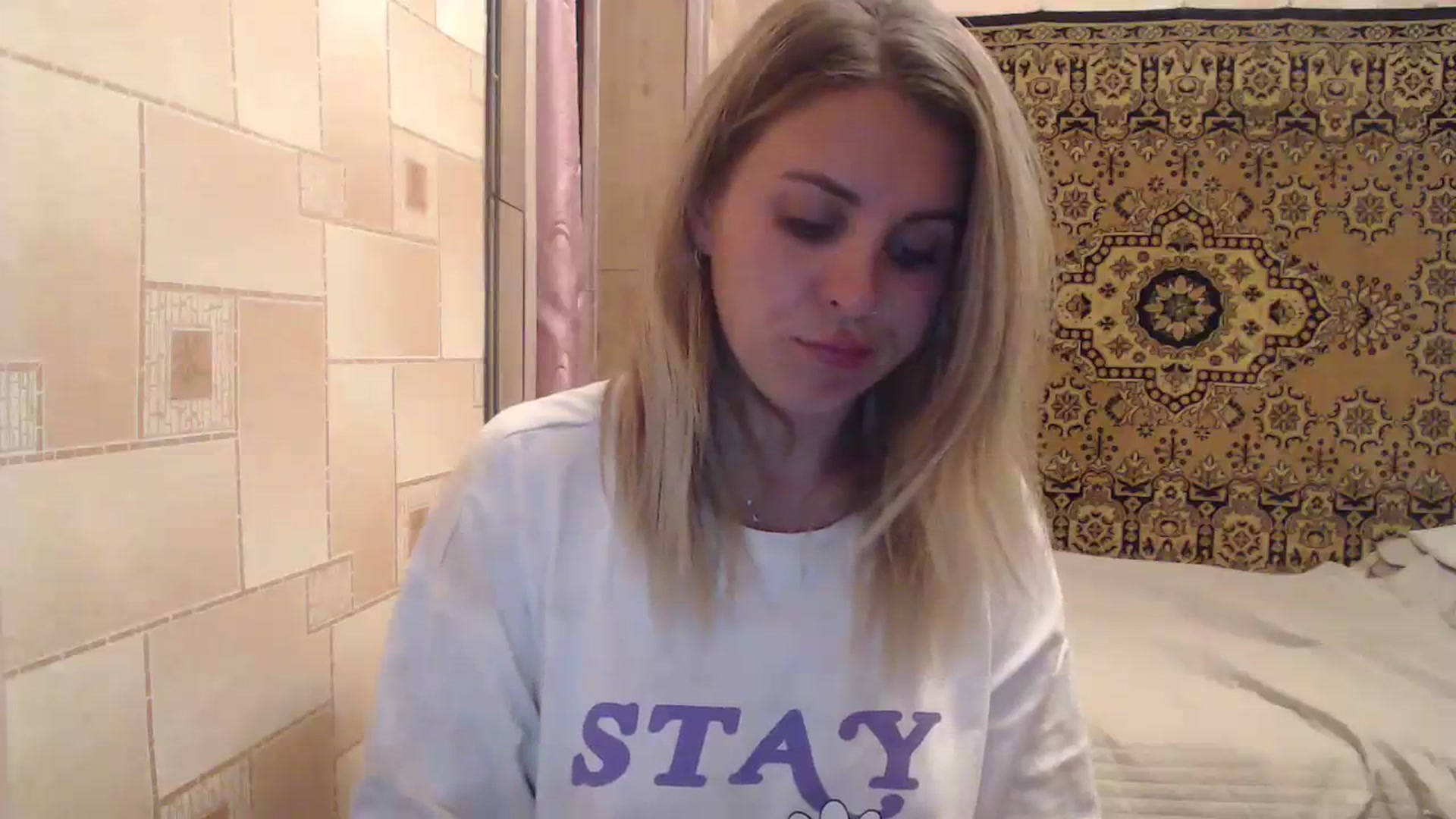 Gallery image thumbnail from Sicille's myfreecams stream on, 08/16/2023, 20:18 image 10 of 20
