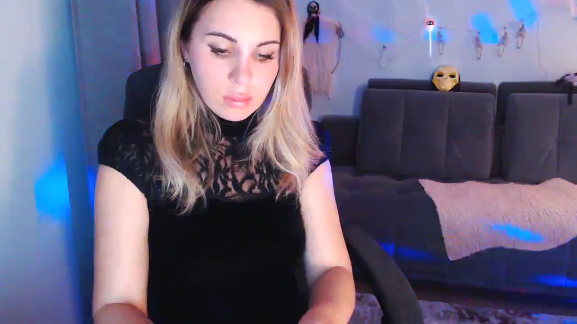 Gallery image thumbnail from Sicille's myfreecams stream on, 10/30/2023, 20:42 image 4 of 20
