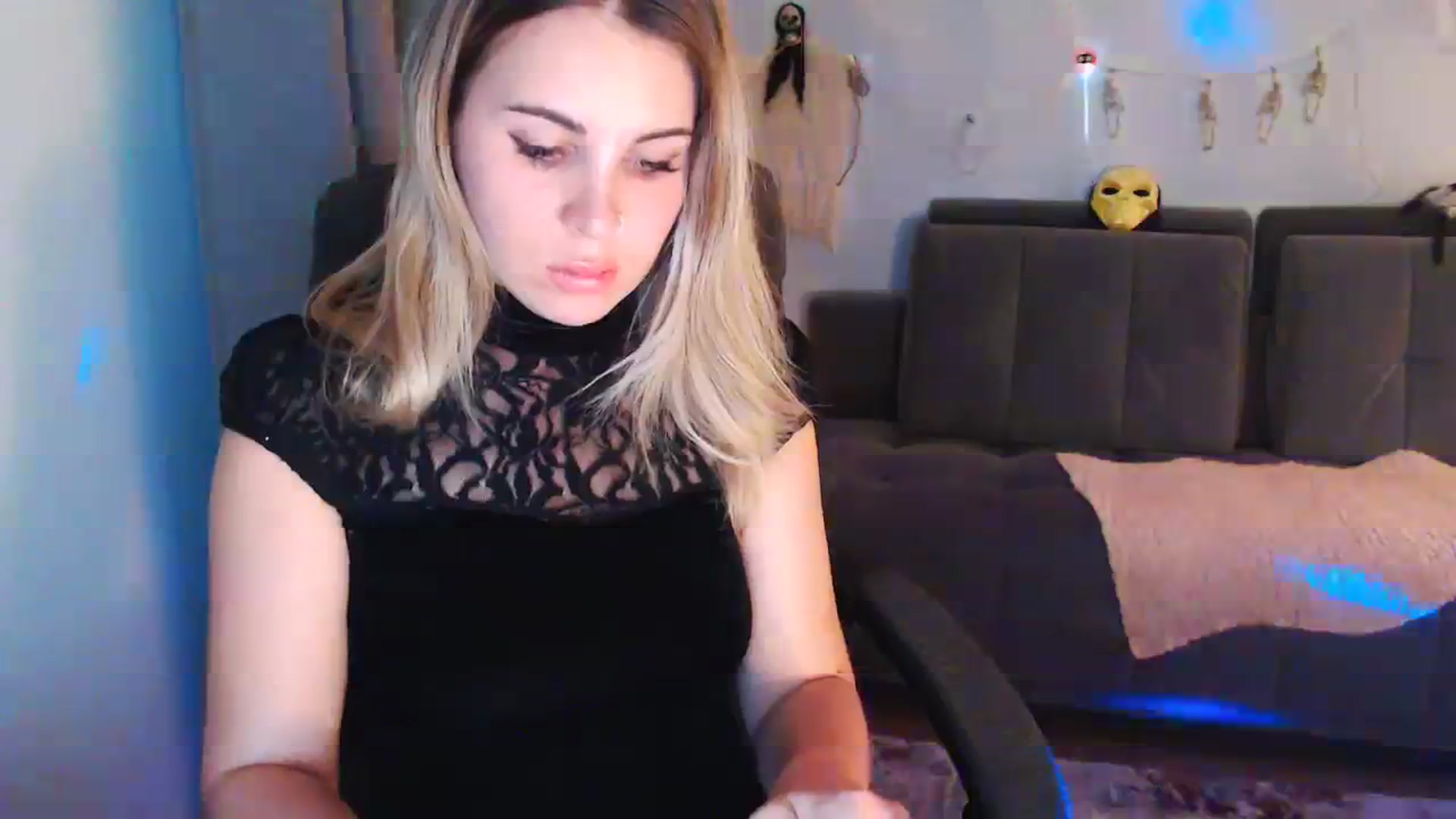 Gallery image thumbnail from Sicille's myfreecams stream on, 10/30/2023, 20:42 image 7 of 20