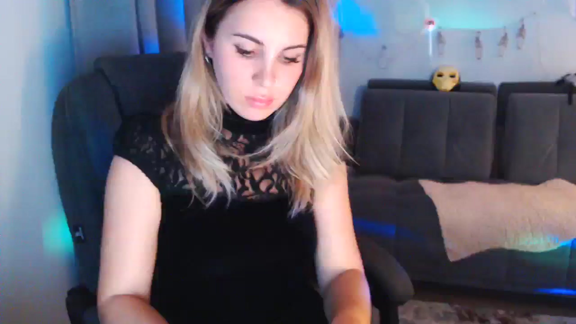 Gallery image thumbnail from Sicille's myfreecams stream on, 10/30/2023, 20:42 image 9 of 20