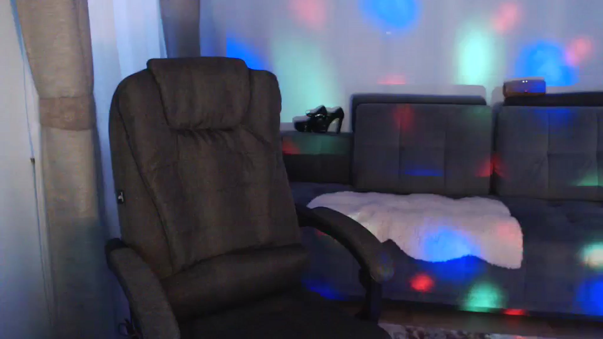 Gallery image thumbnail from Sicille's myfreecams stream on, 11/15/2023, 14:17 image 14 of 20