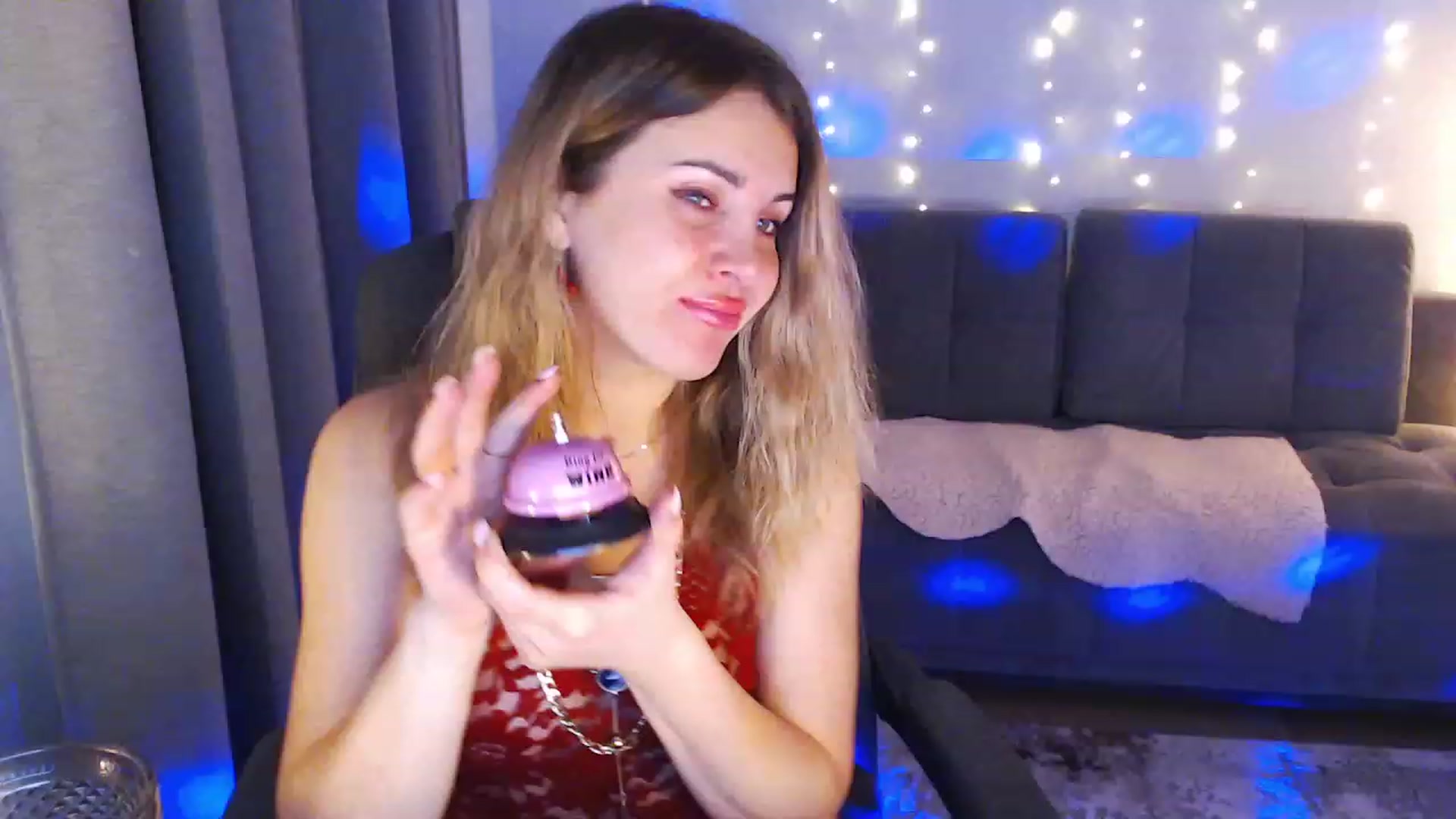 Gallery image thumbnail from Sicille's myfreecams stream on, 12/02/2023, 19:55 image 17 of 20