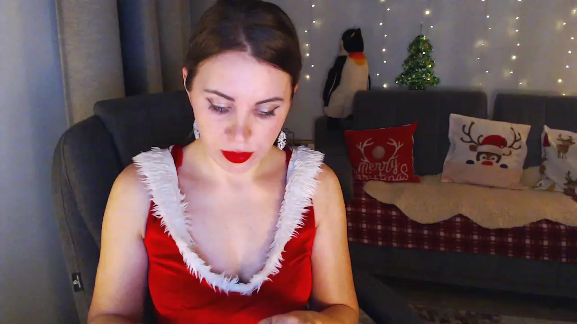 Gallery image thumbnail from Sicille's myfreecams stream on, 12/25/2023, 22:08 image 13 of 20