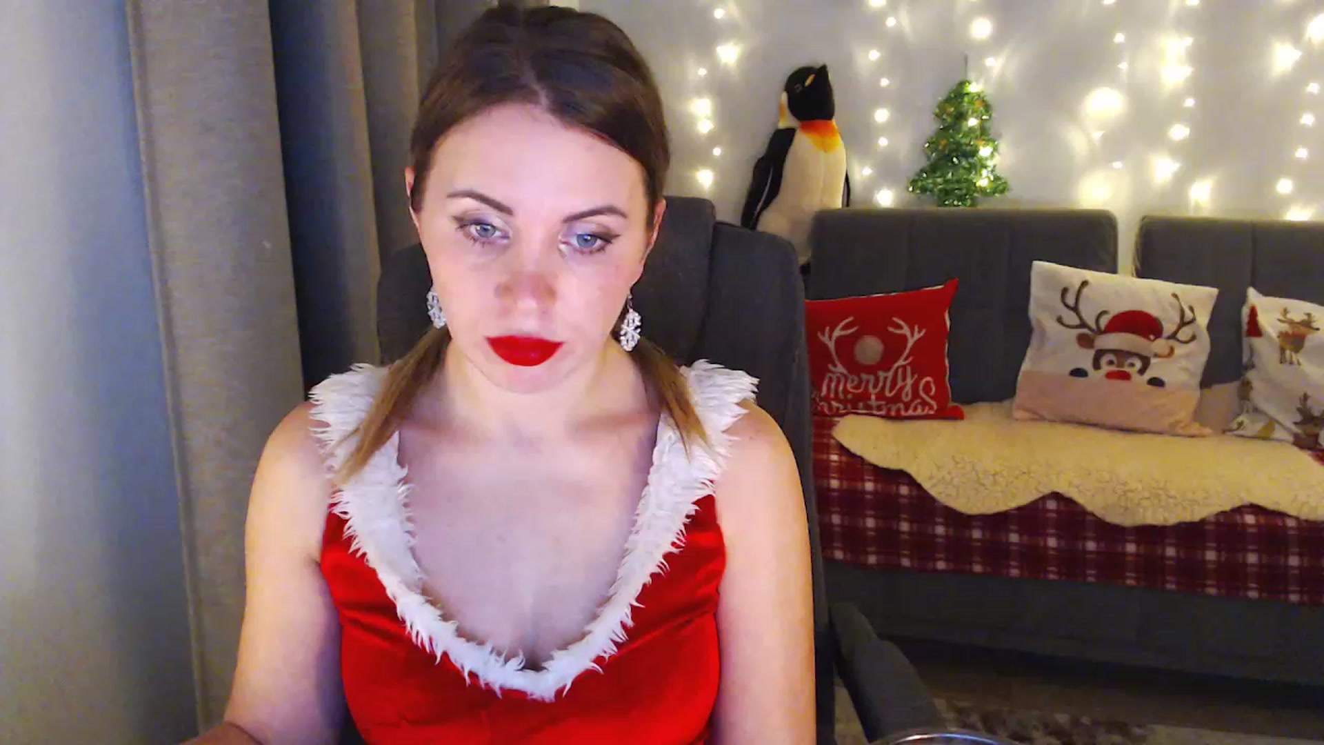 Gallery image thumbnail from Sicille's myfreecams stream on, 12/25/2023, 22:08 image 7 of 20
