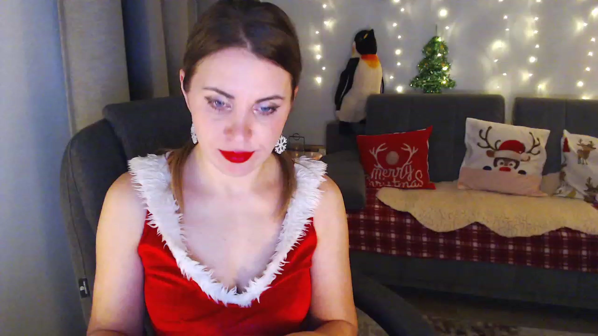 Gallery image thumbnail from Sicille's myfreecams stream on, 12/25/2023, 22:08 image 17 of 20