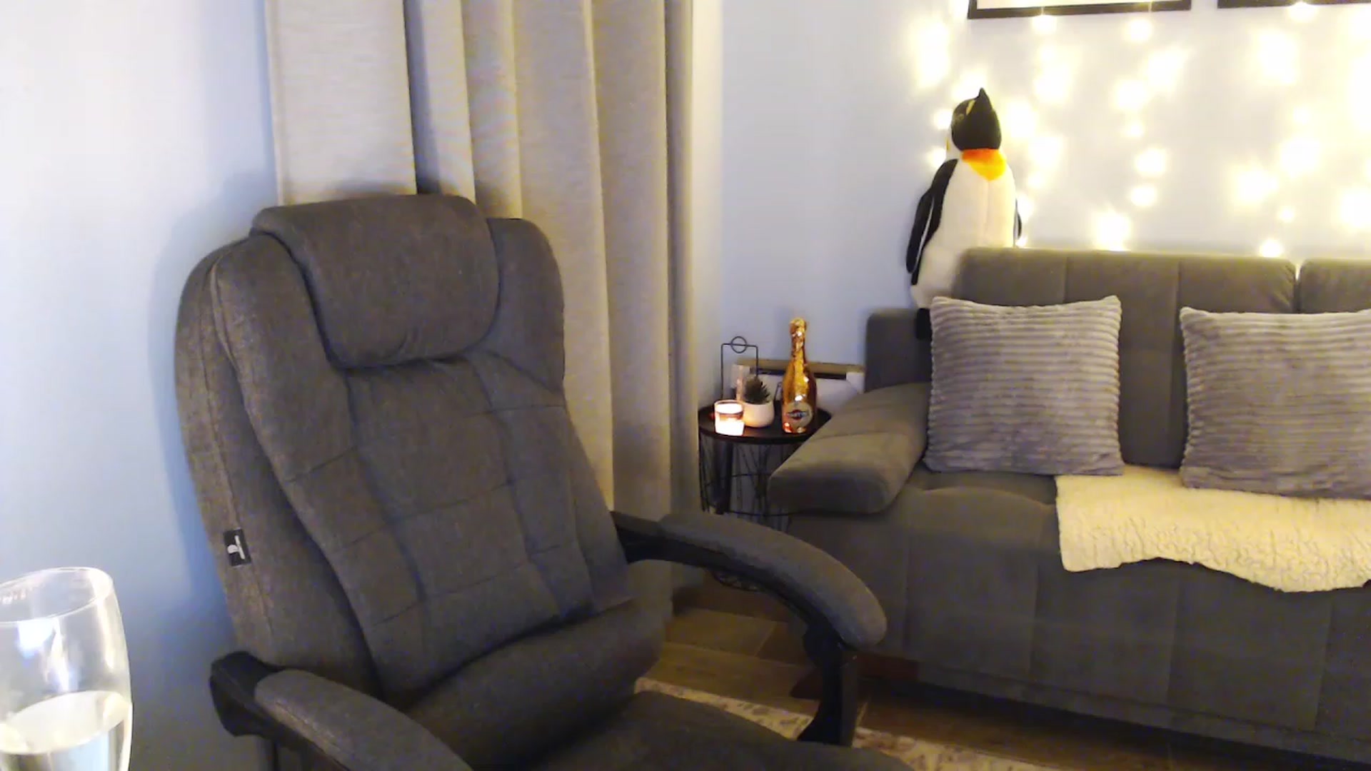 Gallery image thumbnail from Sicille's myfreecams stream on, 02/16/2024, 20:24 image 17 of 20