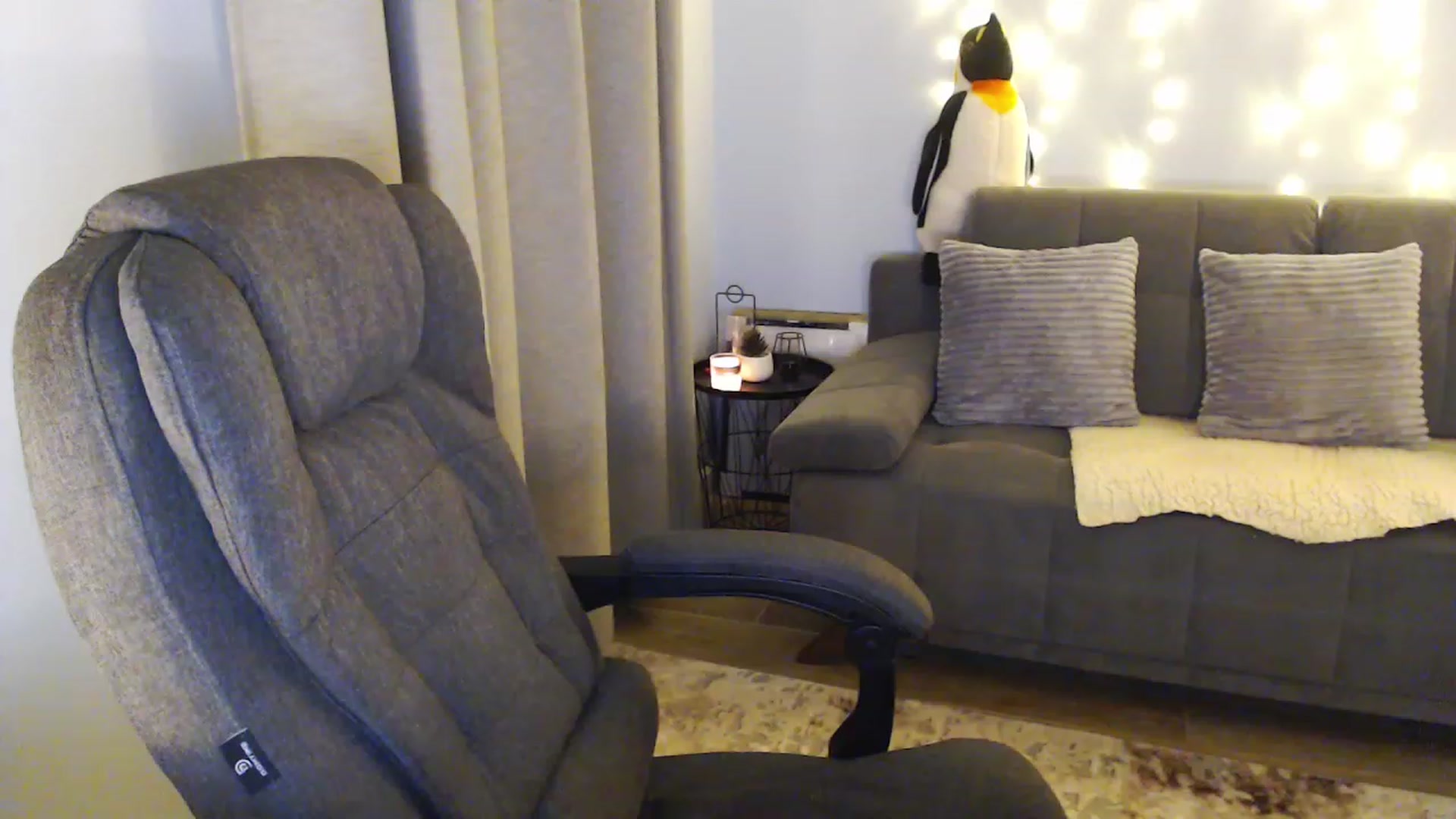 Gallery image thumbnail from Sicille's myfreecams stream on, 02/16/2024, 21:45 image 16 of 20