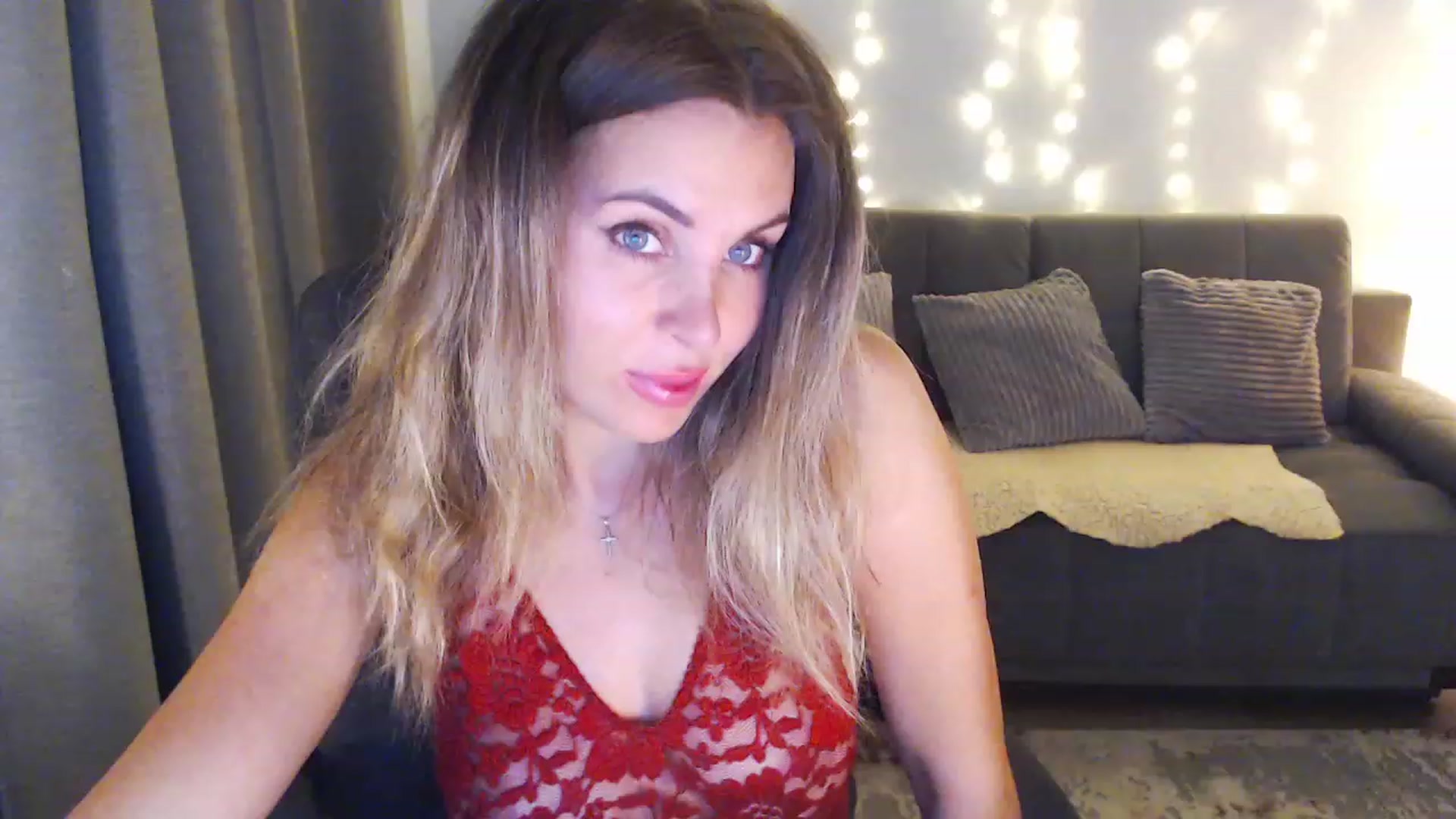 Gallery image thumbnail from Sicille's myfreecams stream on, 03/03/2024, 20:31 image 7 of 20