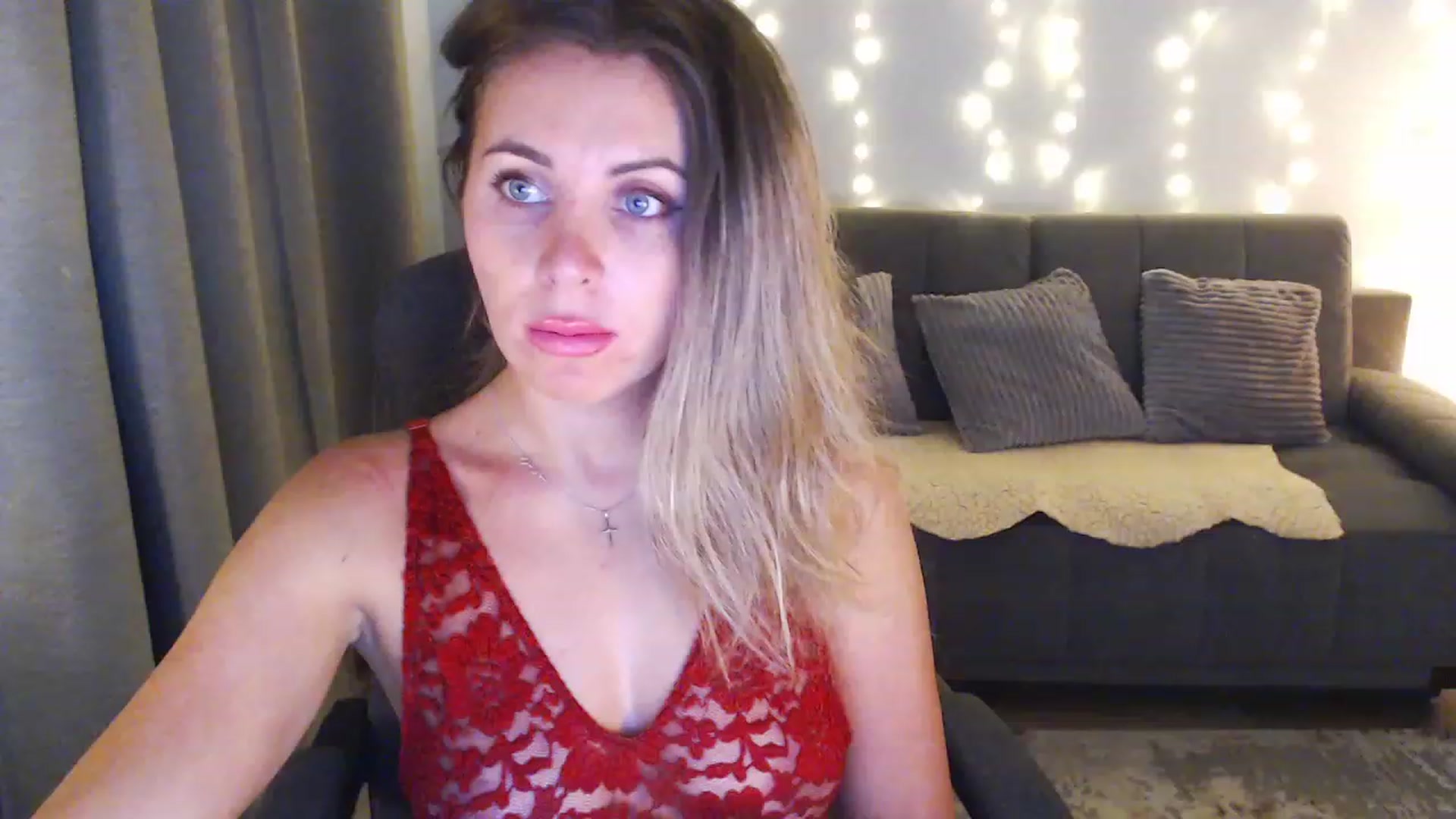 Gallery image thumbnail from Sicille's myfreecams stream on, 03/03/2024, 20:31 image 13 of 20