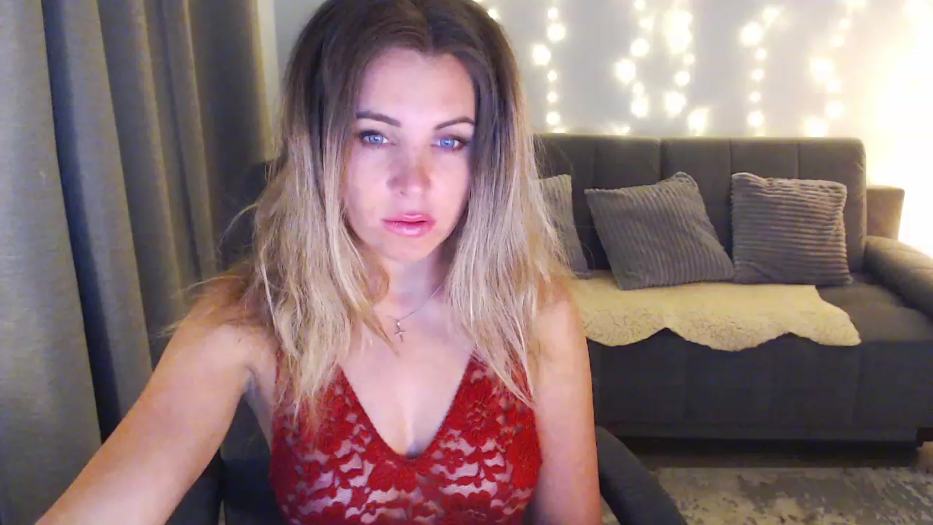 Gallery image thumbnail from Sicille's myfreecams stream on, 03/03/2024, 20:31 image 9 of 20
