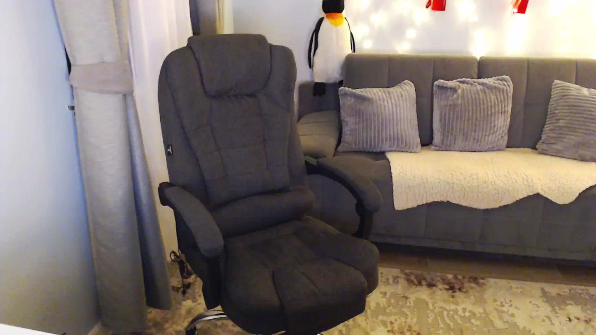 Gallery image thumbnail from Sicille's myfreecams stream on, 07/07/2024, 20:10 image 11 of 20