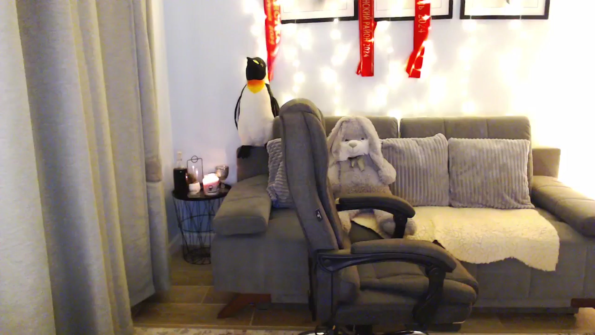 Gallery image thumbnail from Sicille's myfreecams stream on, 08/31/2024, 20:05 image 10 of 20
