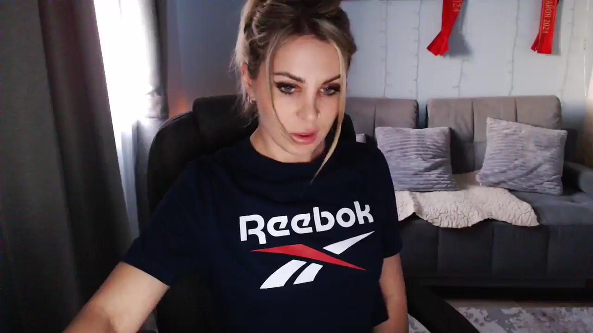 Gallery image thumbnail from Sicille's myfreecams stream on, 05/01/2025, 17:39 image 12 of 20