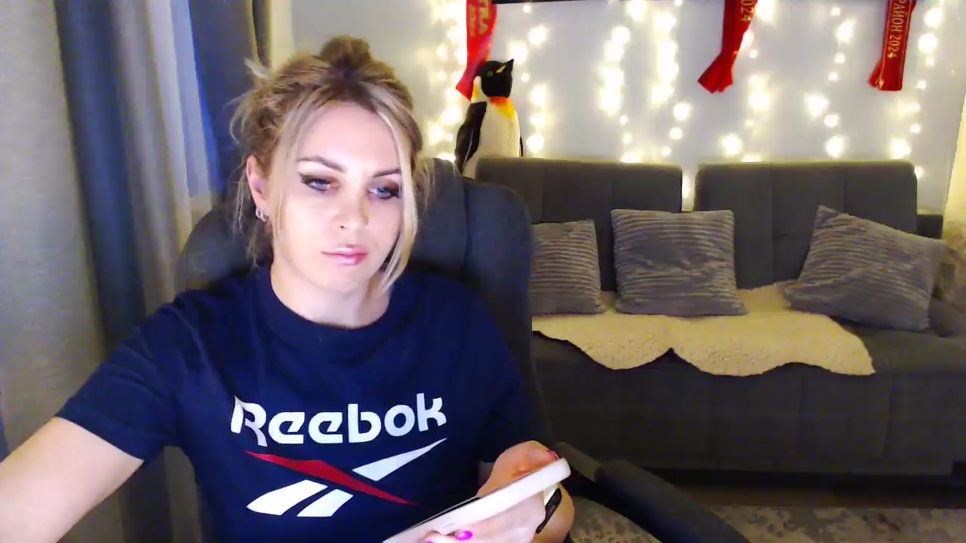Gallery image thumbnail from Sicille's myfreecams stream on, 05/01/2025, 19:14 image 4 of 20