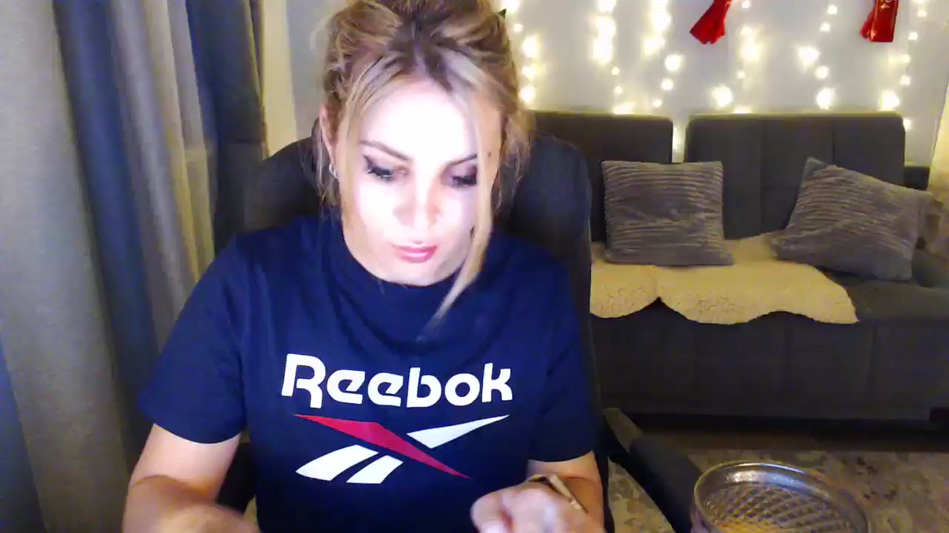 Gallery image thumbnail from Sicille's myfreecams stream on, 05/01/2025, 19:14 image 12 of 20