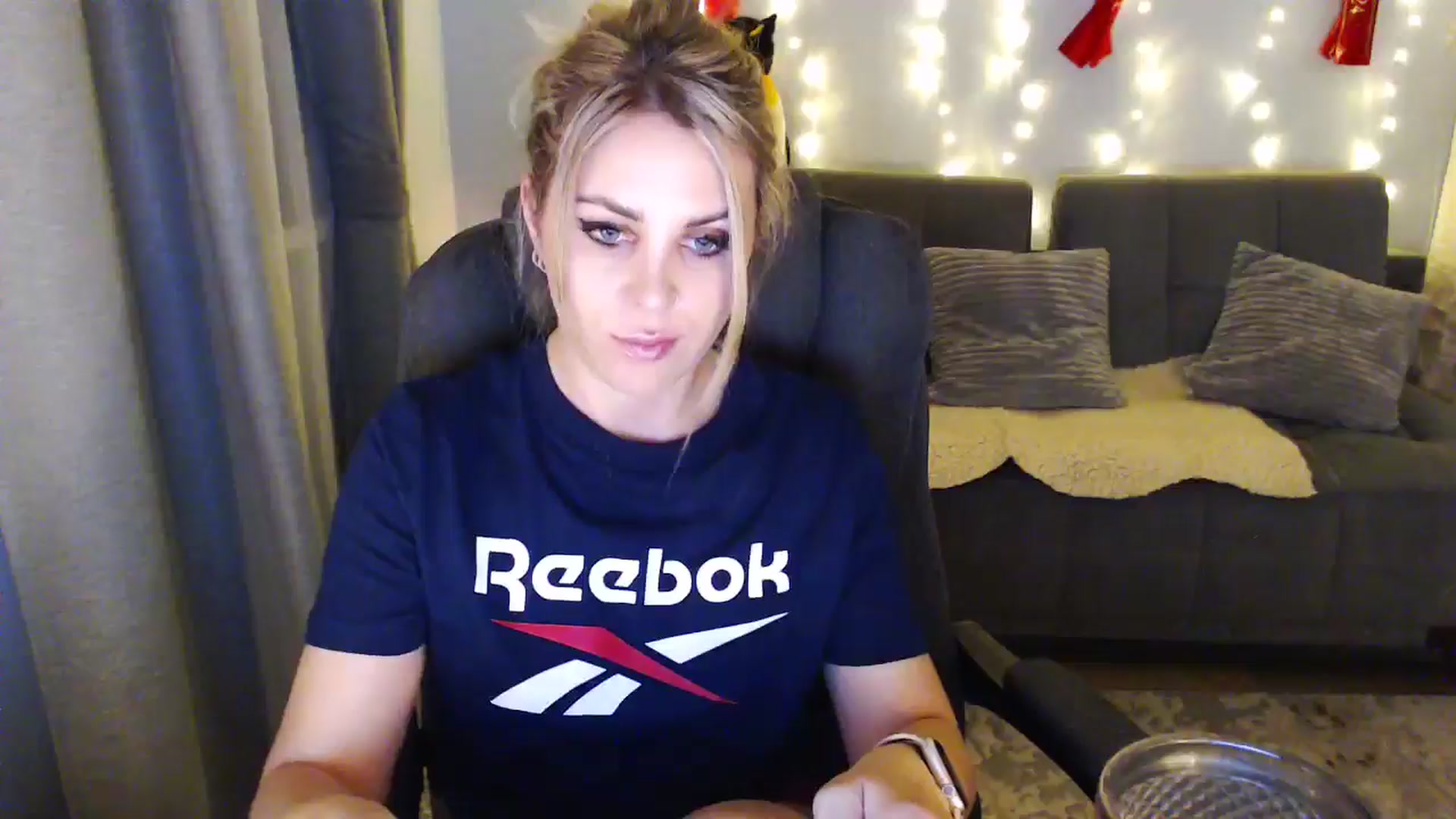 Gallery image thumbnail from Sicille's myfreecams stream on, 05/01/2025, 19:14 image 17 of 20