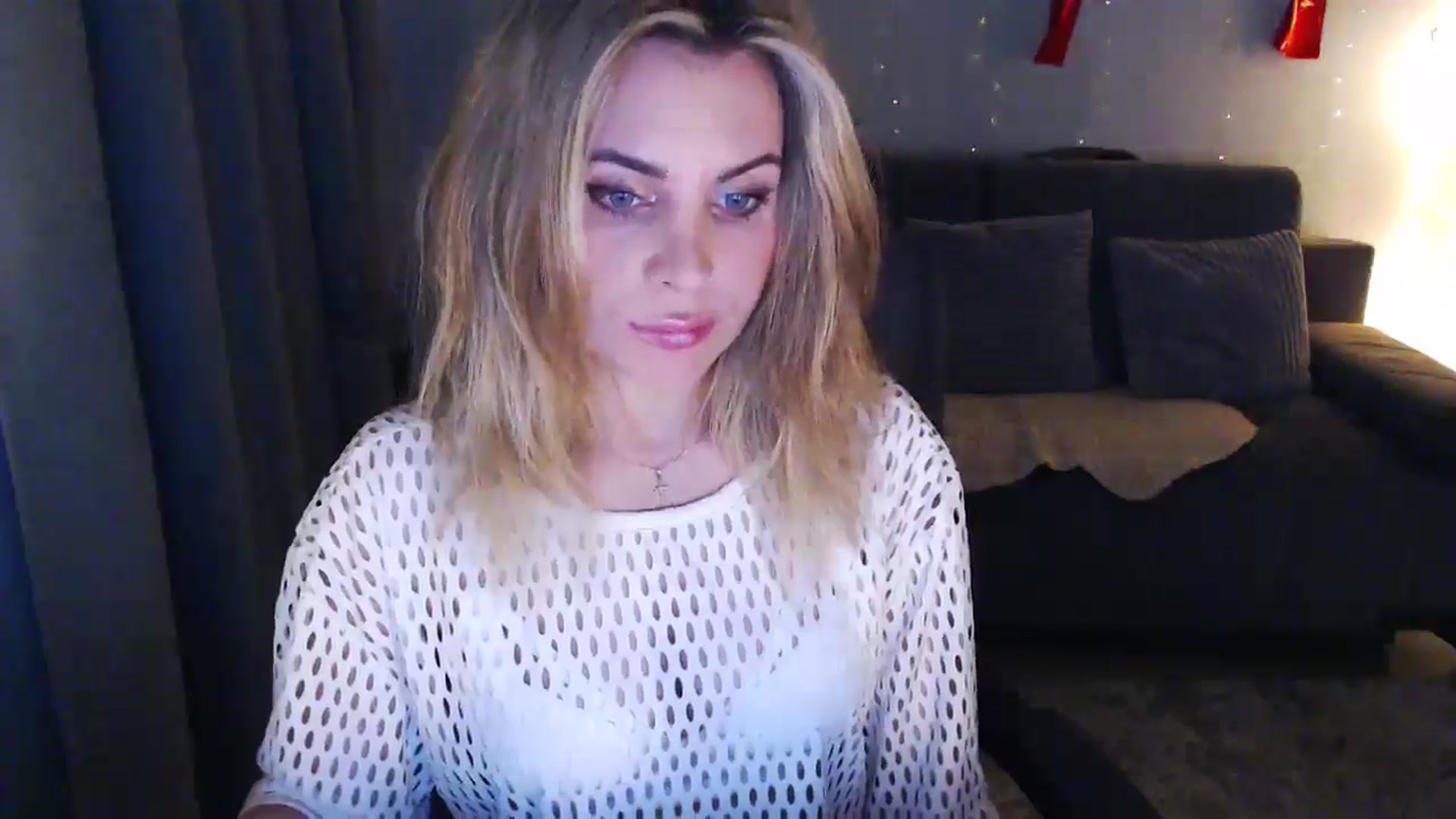 Gallery image thumbnail from Sicille's myfreecams stream on, 05/17/2025, 21:23 image 6 of 20