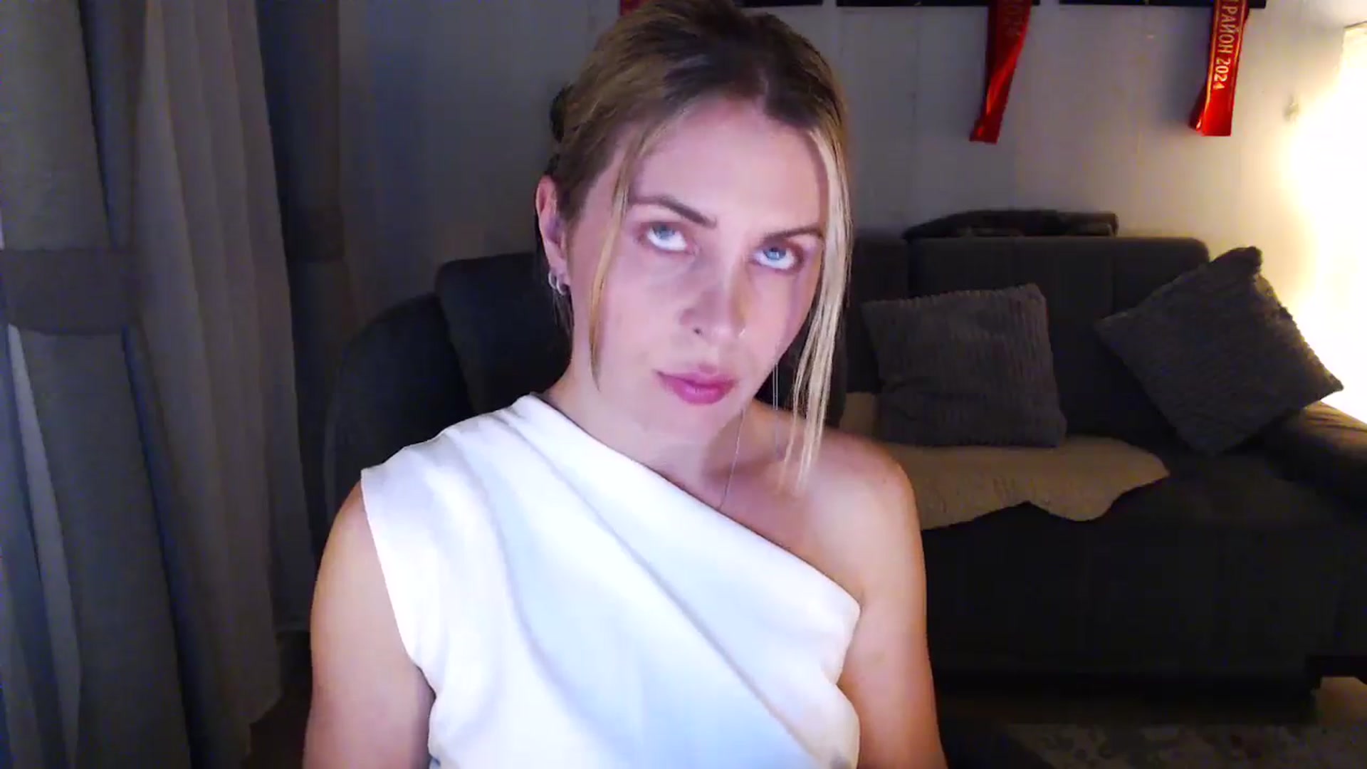 Gallery image thumbnail from Sicille's myfreecams stream on, 05/26/2025, 21:48 image 4 of 20