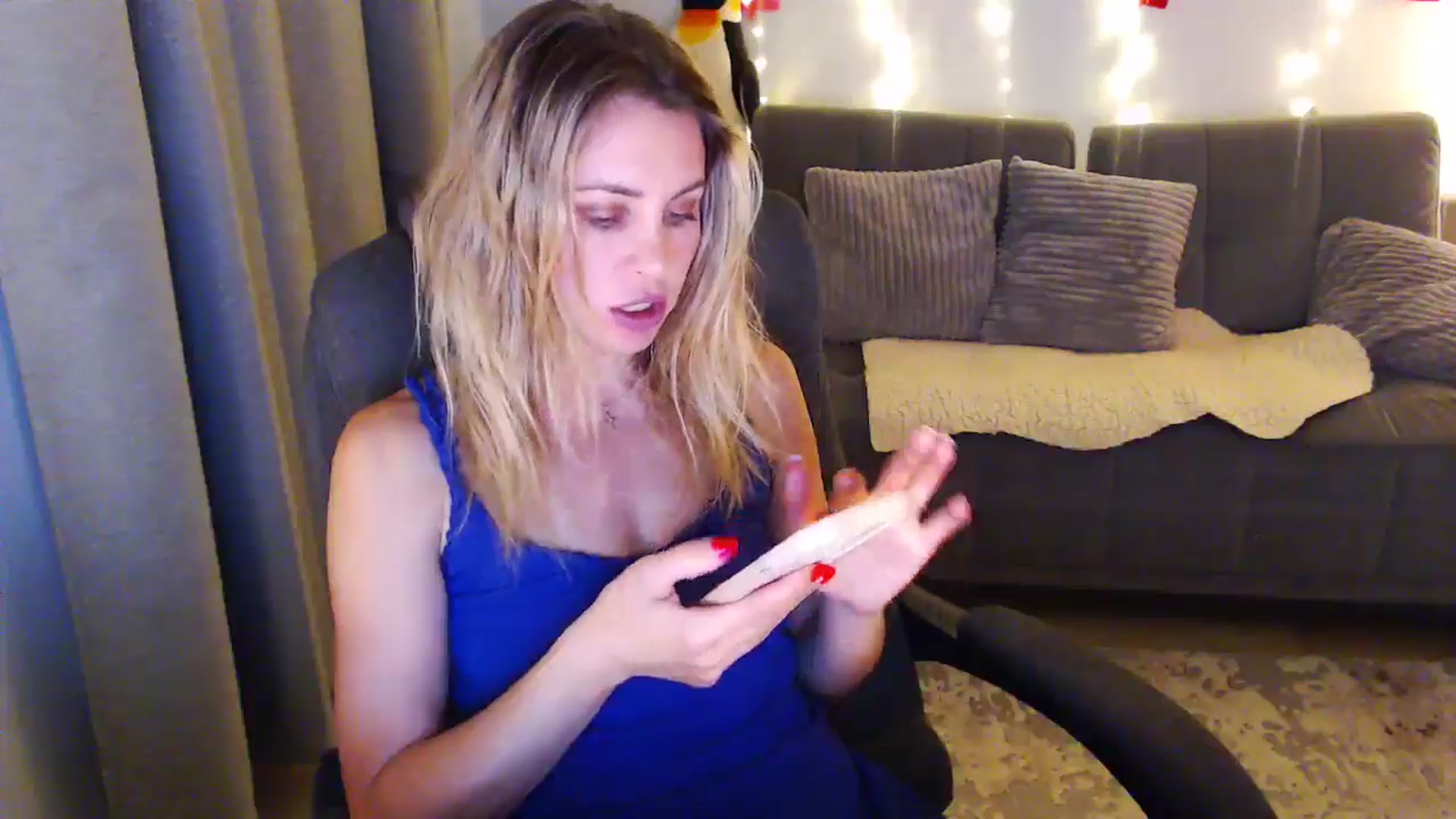 Gallery image thumbnail from Sicille's myfreecams stream on, 08/25/2025, 19:50 image 4 of 20