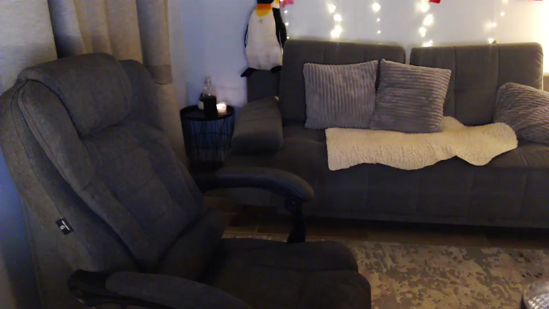 Gallery image thumbnail from Sicille's myfreecams stream on, 08/25/2025, 19:50 image 15 of 20