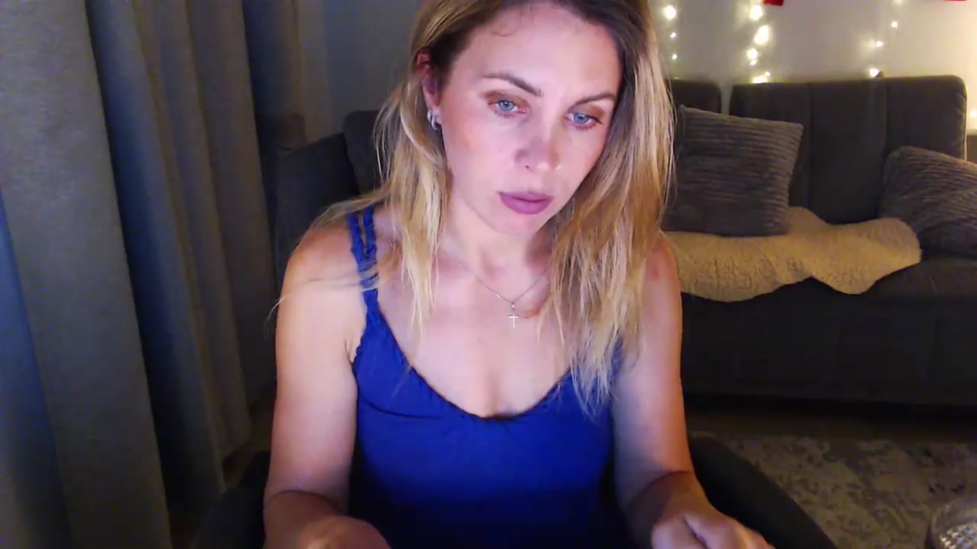 Gallery image thumbnail from Sicille's myfreecams stream on, 08/25/2025, 19:50 image 19 of 20
