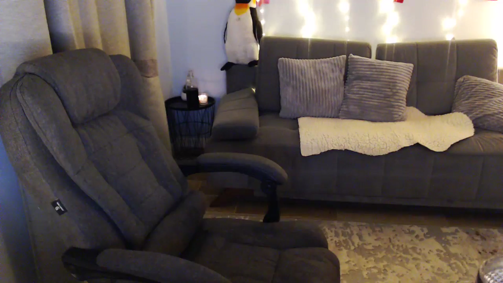 Gallery image thumbnail from Sicille's myfreecams stream on, 08/25/2025, 19:50 image 14 of 20