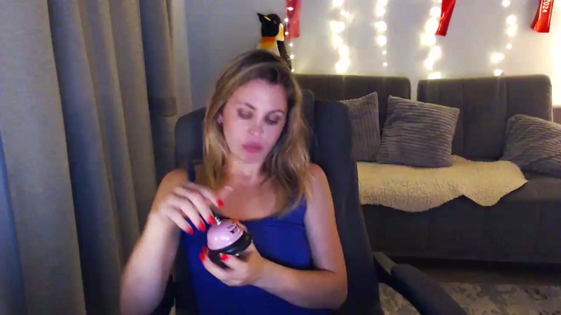 Gallery image thumbnail from Sicille's myfreecams stream on, 08/25/2025, 20:45 image 1 of 20