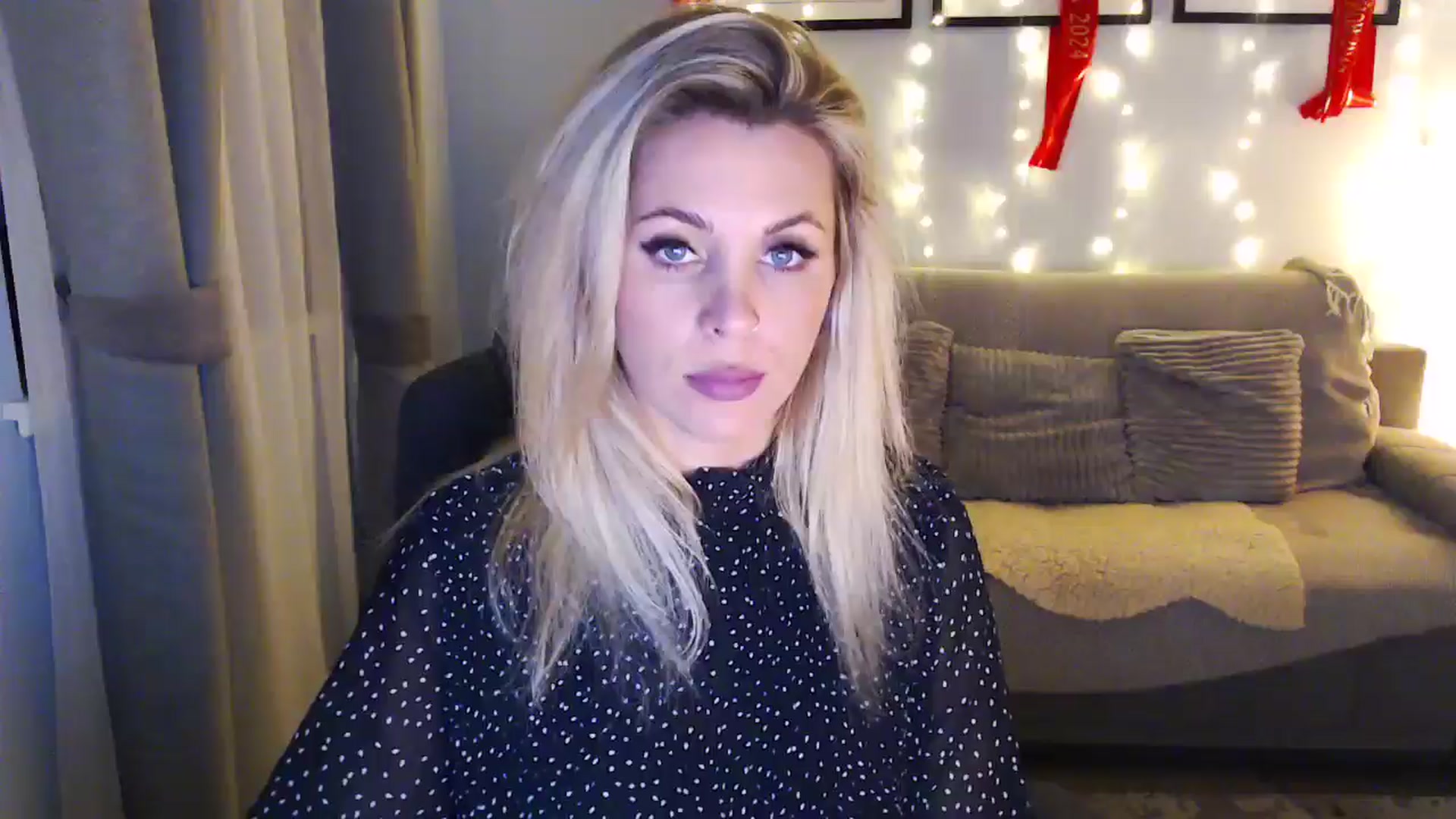 Gallery image thumbnail from Sicille's myfreecams stream on, 10/19/2025, 20:19 image 1 of 20