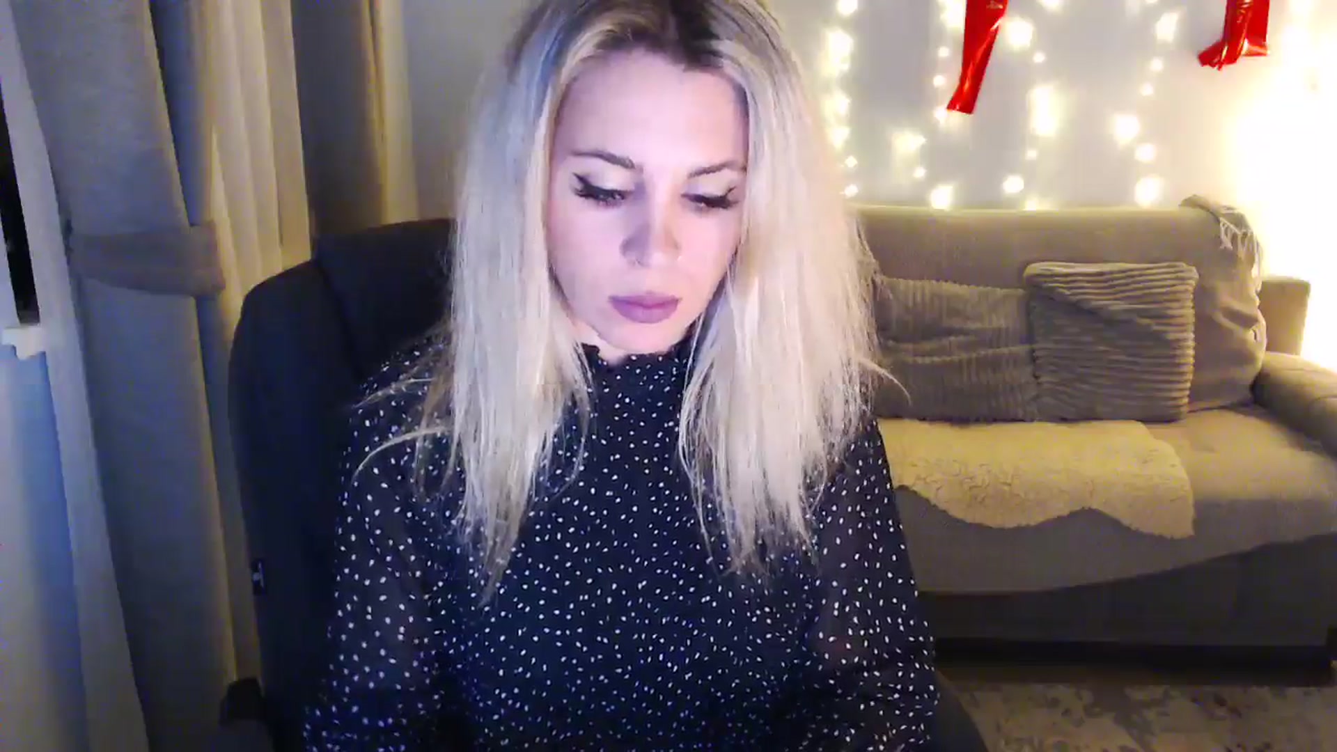 Gallery image thumbnail from Sicille's myfreecams stream on, 10/19/2025, 20:19 image 9 of 20