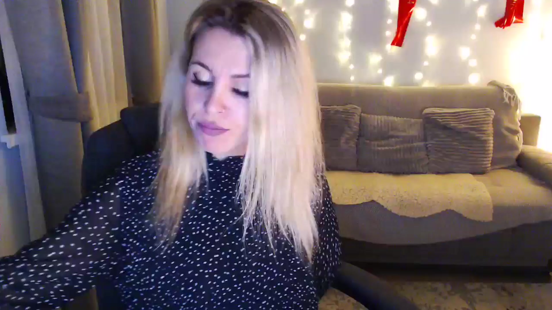 Gallery image thumbnail from Sicille's myfreecams stream on, 10/19/2025, 20:19 image 10 of 20