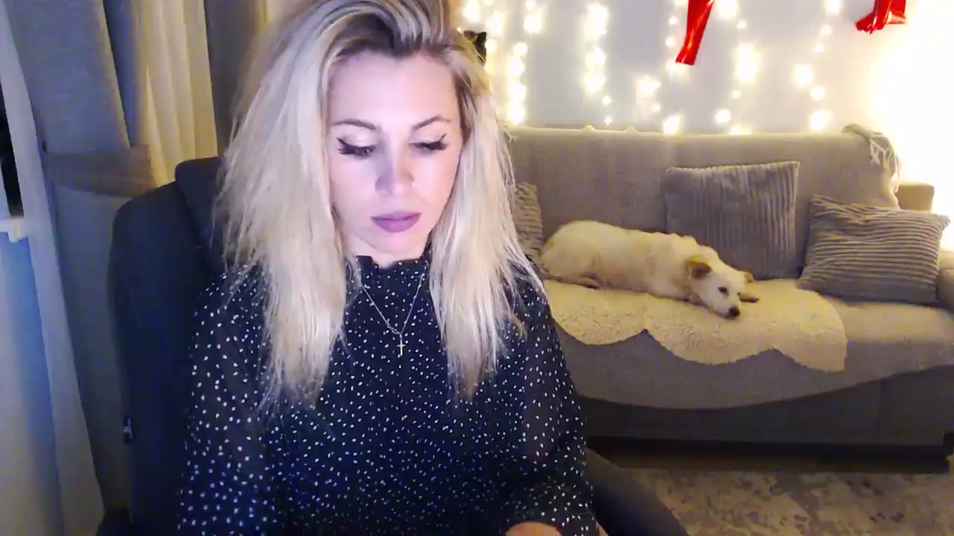 Gallery image thumbnail from Sicille's myfreecams stream on, 10/19/2025, 20:19 image 17 of 20