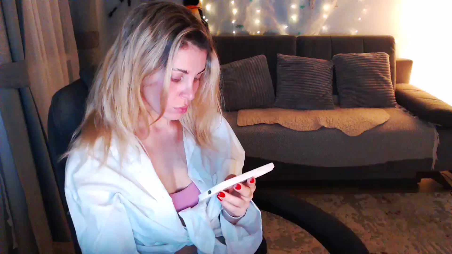 Gallery image thumbnail from Sicille's myfreecams stream on, 11/08/2025, 18:31 image 20 of 20