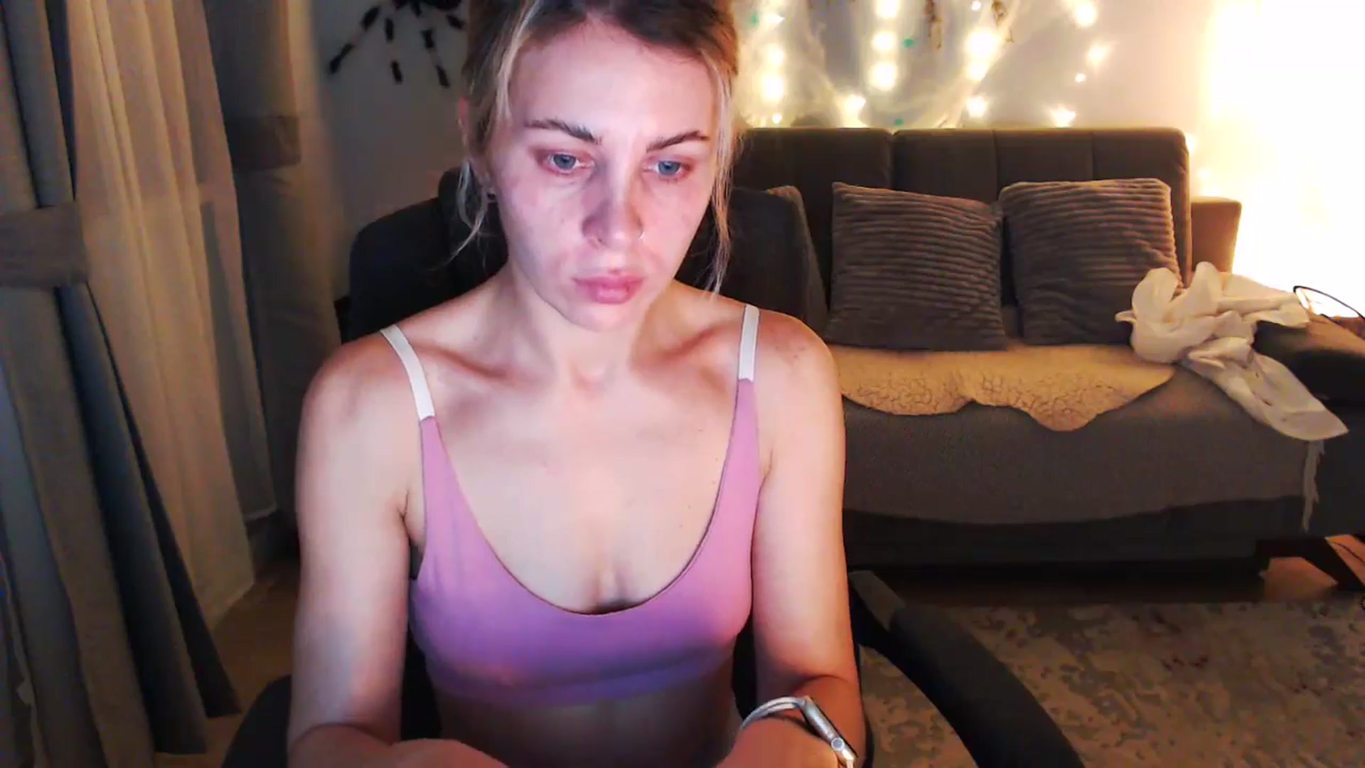 Gallery image thumbnail from Sicille's myfreecams stream on, 11/08/2025, 18:31 image 5 of 20