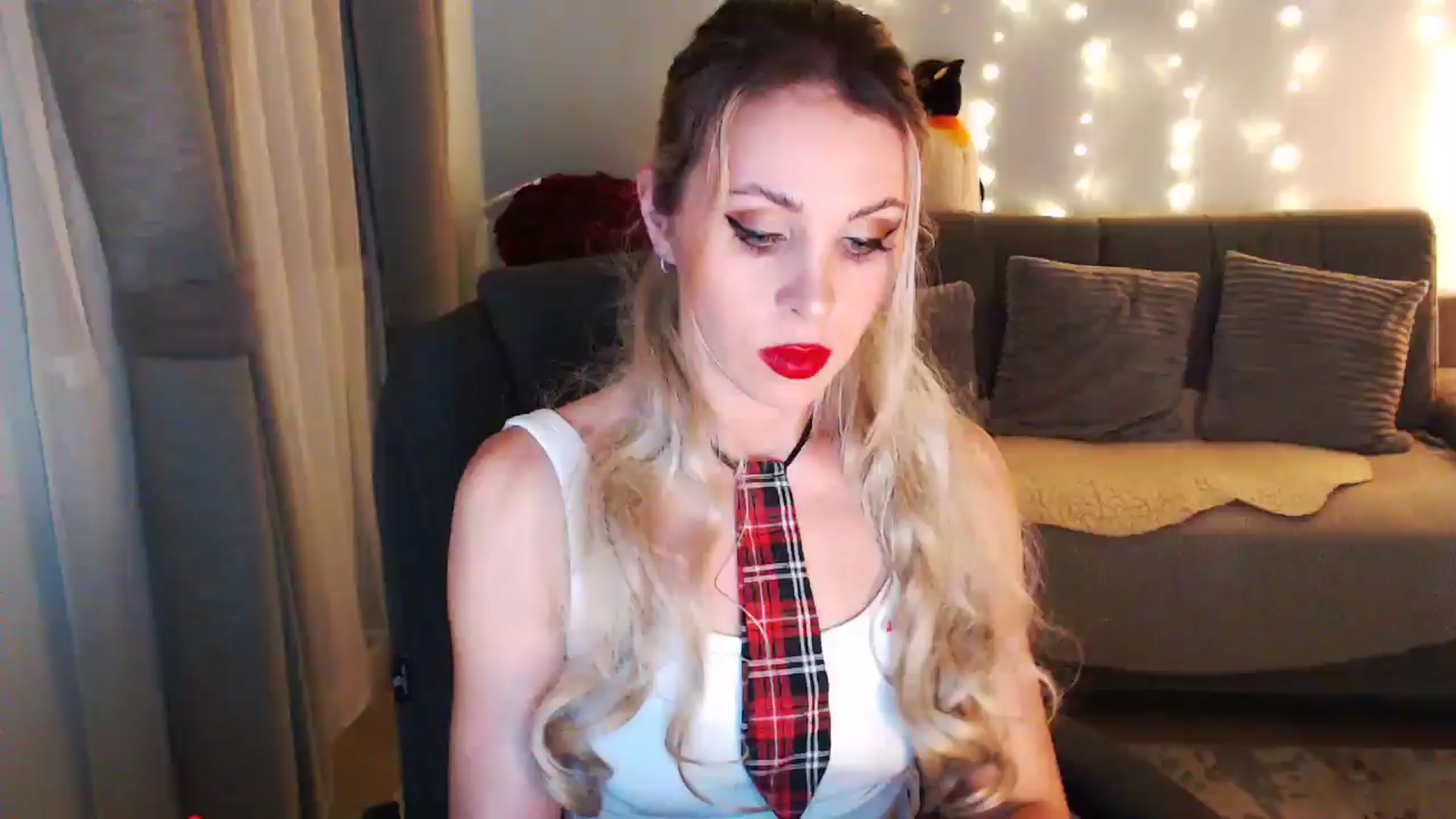 Gallery image thumbnail from Sicille's myfreecams stream on, 11/22/2025, 17:23 image 5 of 20