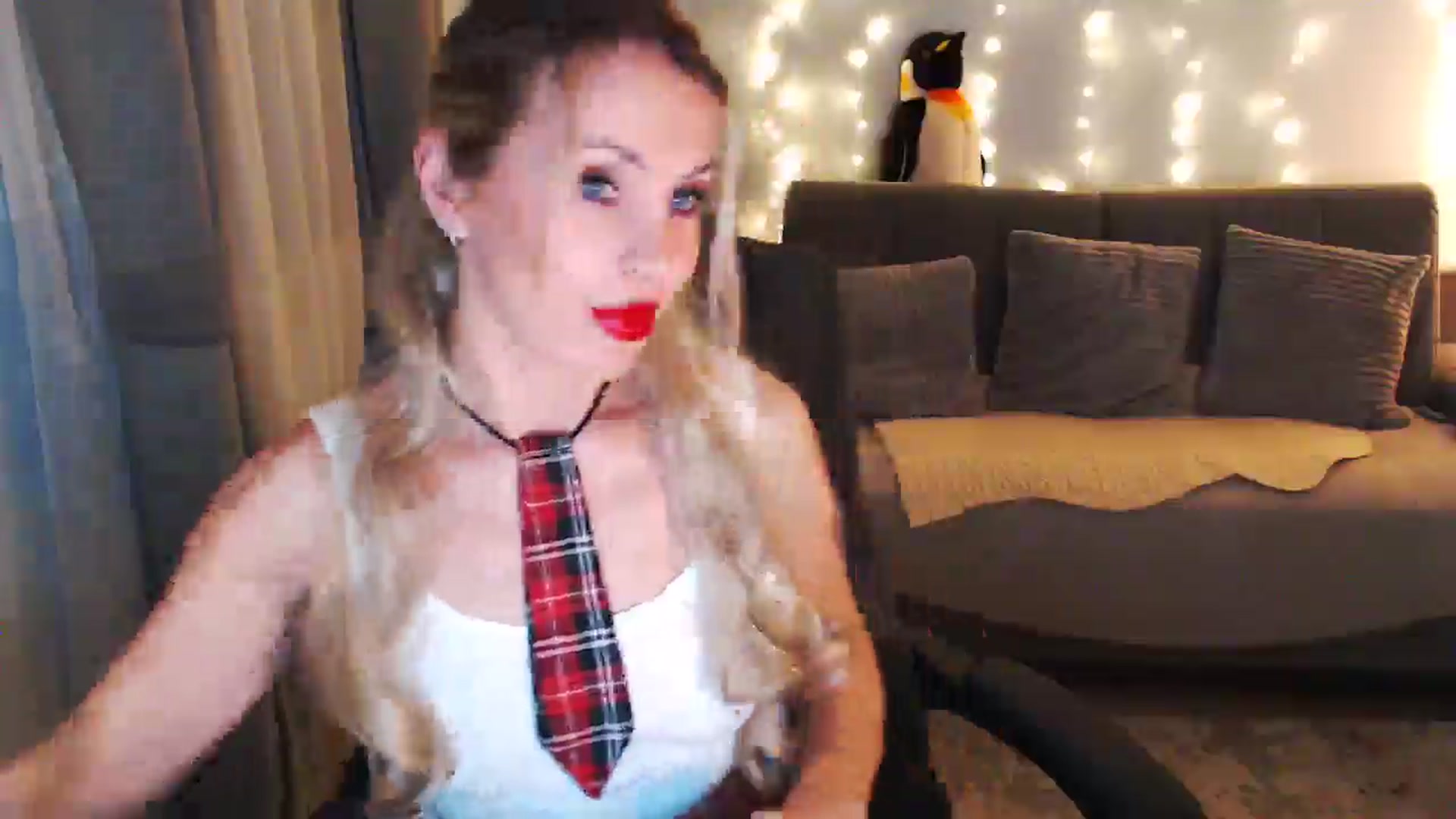 Gallery image thumbnail from Sicille's myfreecams stream on, 11/22/2025, 18:38 image 9 of 20