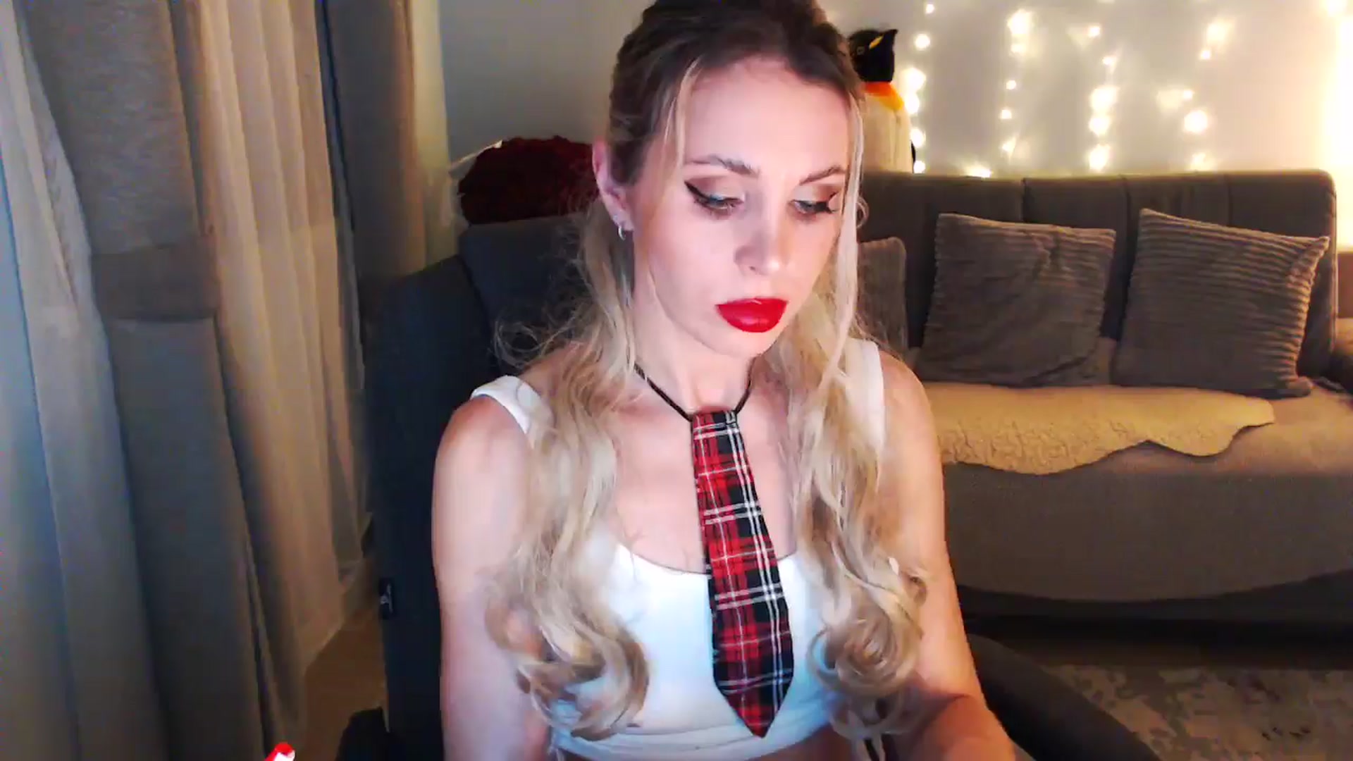 Gallery image thumbnail from Sicille's myfreecams stream on, 11/22/2025, 18:38 image 18 of 20