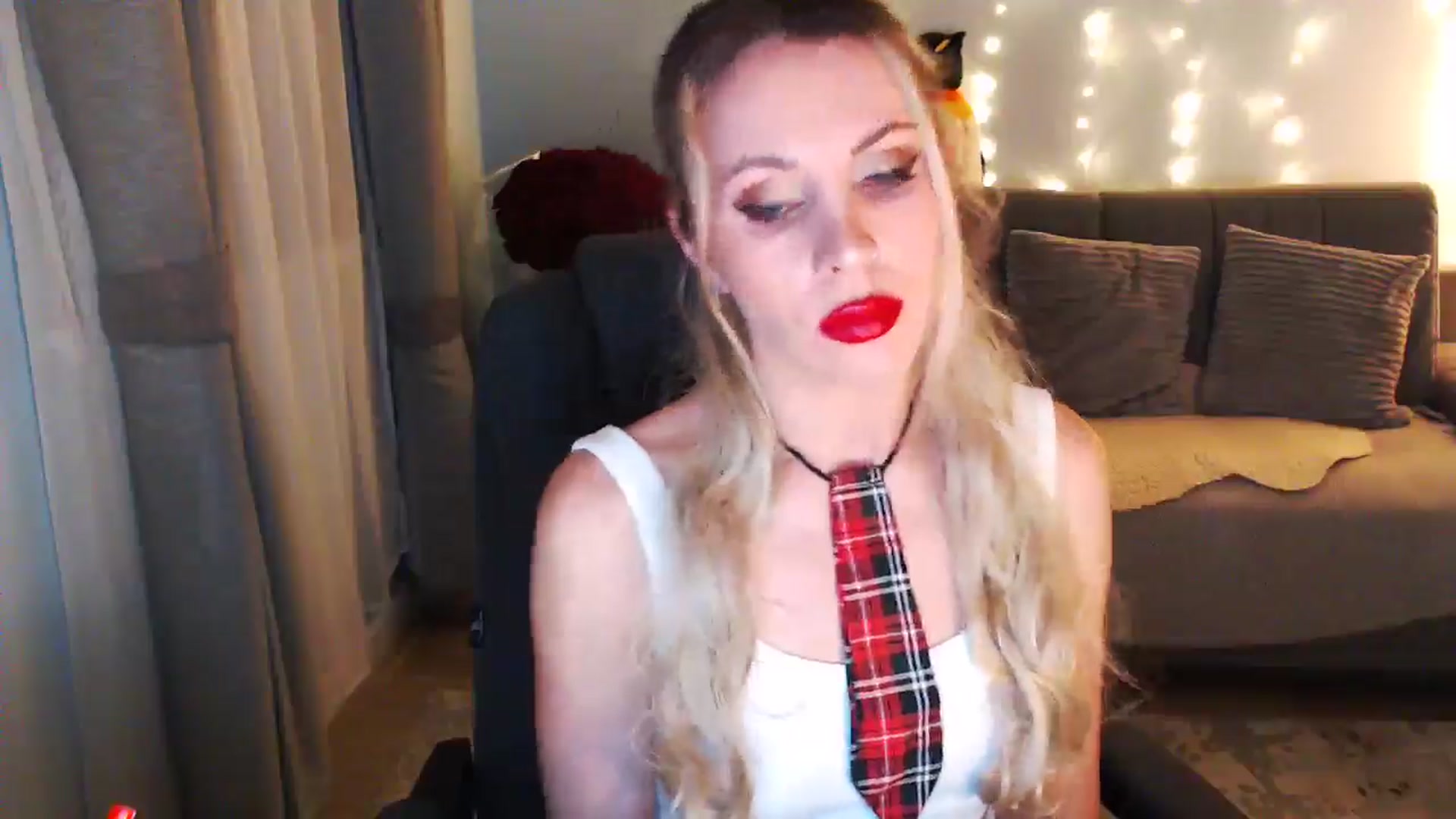 Gallery image thumbnail from Sicille's myfreecams stream on, 11/22/2025, 19:04 image 4 of 20
