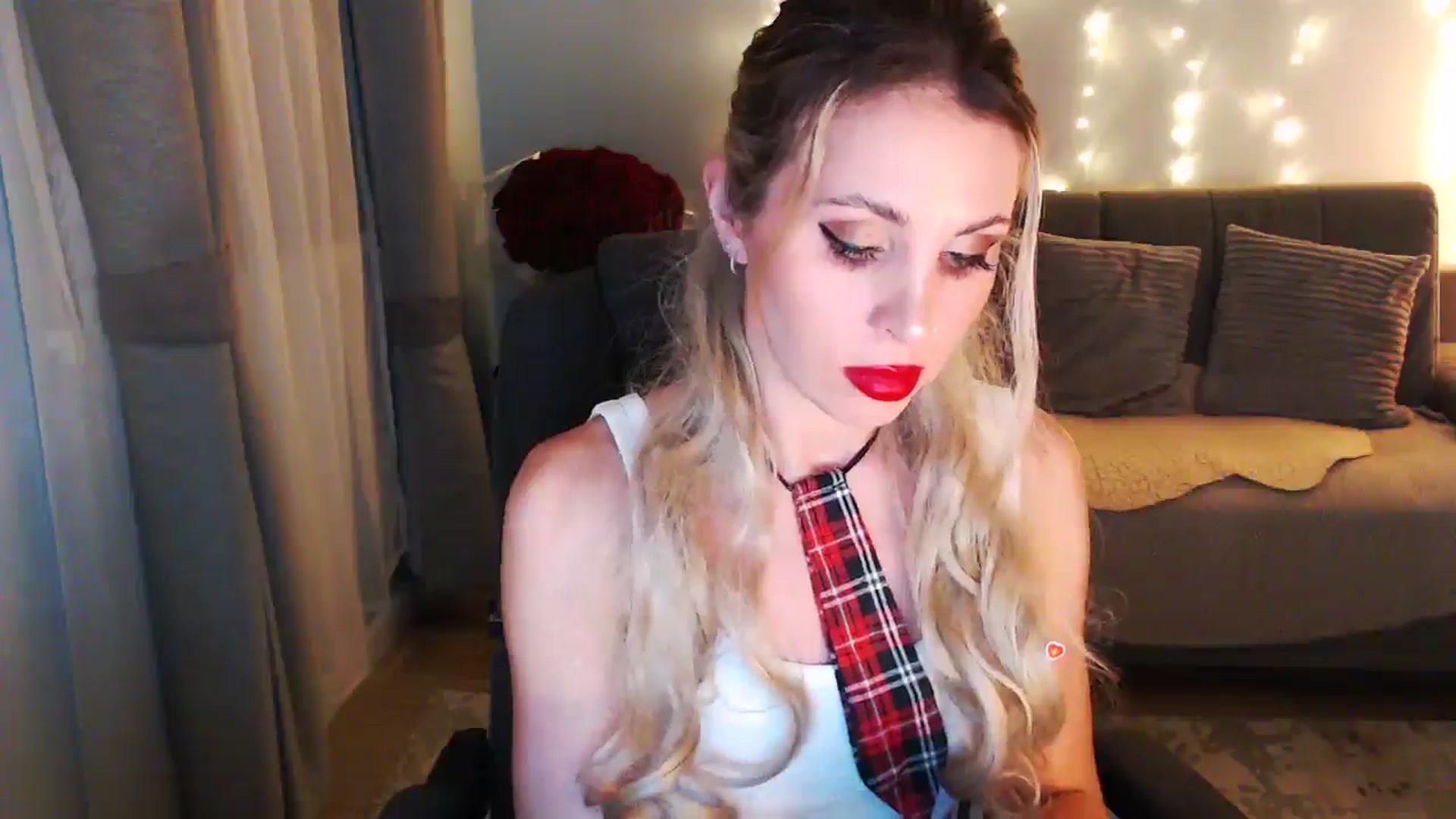 Gallery image thumbnail from Sicille's myfreecams stream on, 11/22/2025, 19:04 image 6 of 20